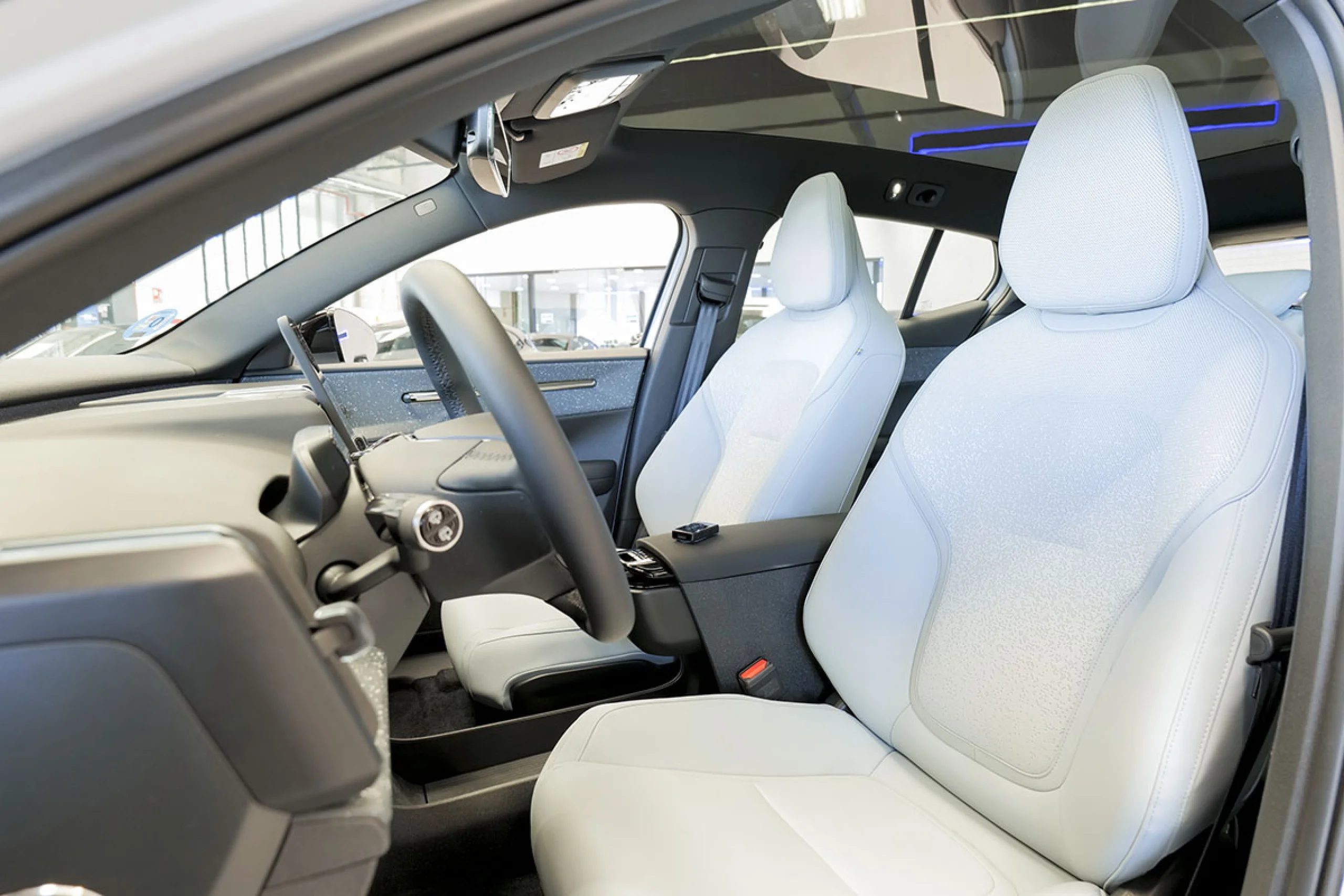 Volvo EX30 Twin Motor AWD Ultra Auto - Foto 22