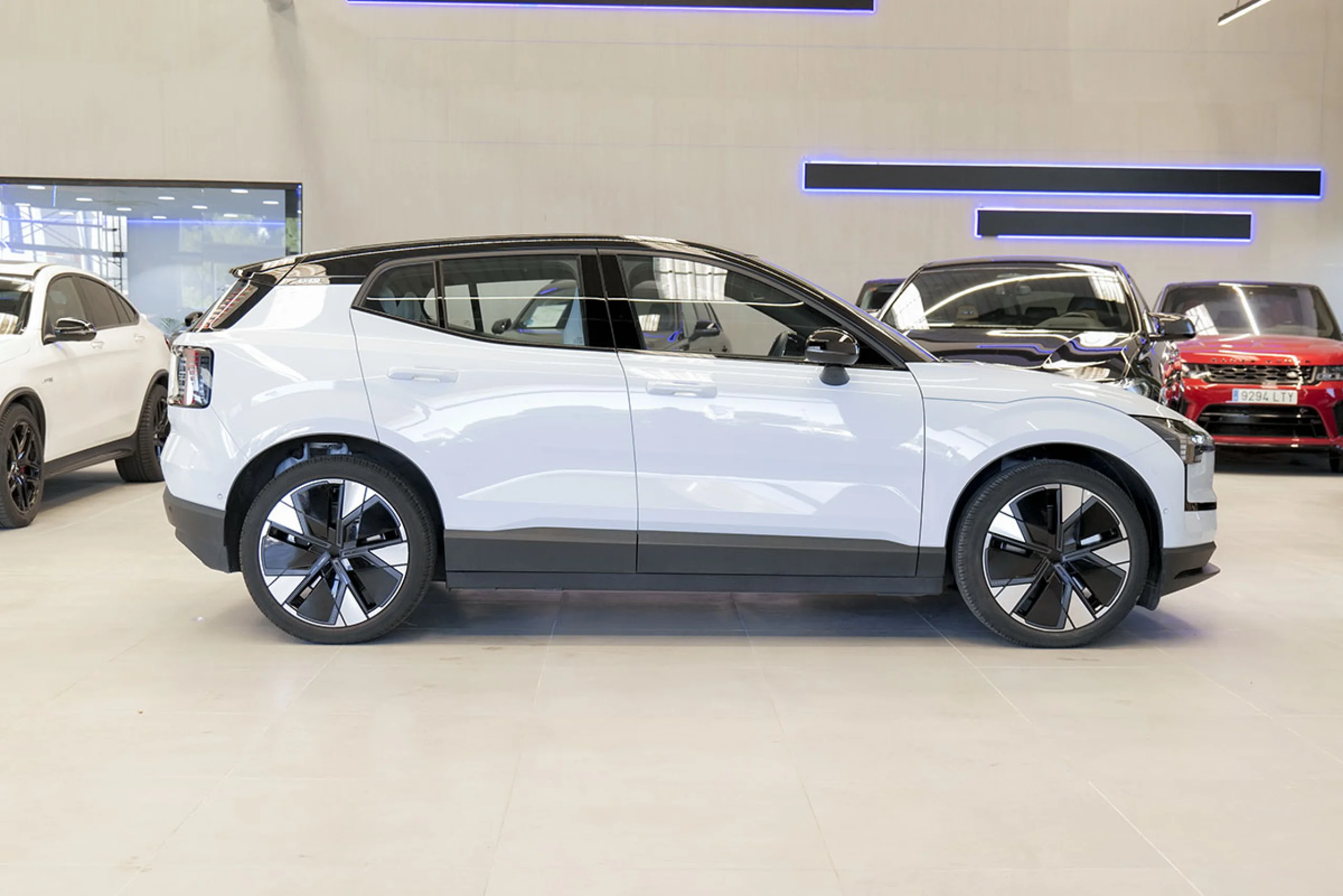 Volvo EX30 Twin Motor AWD Ultra Auto - Foto 18