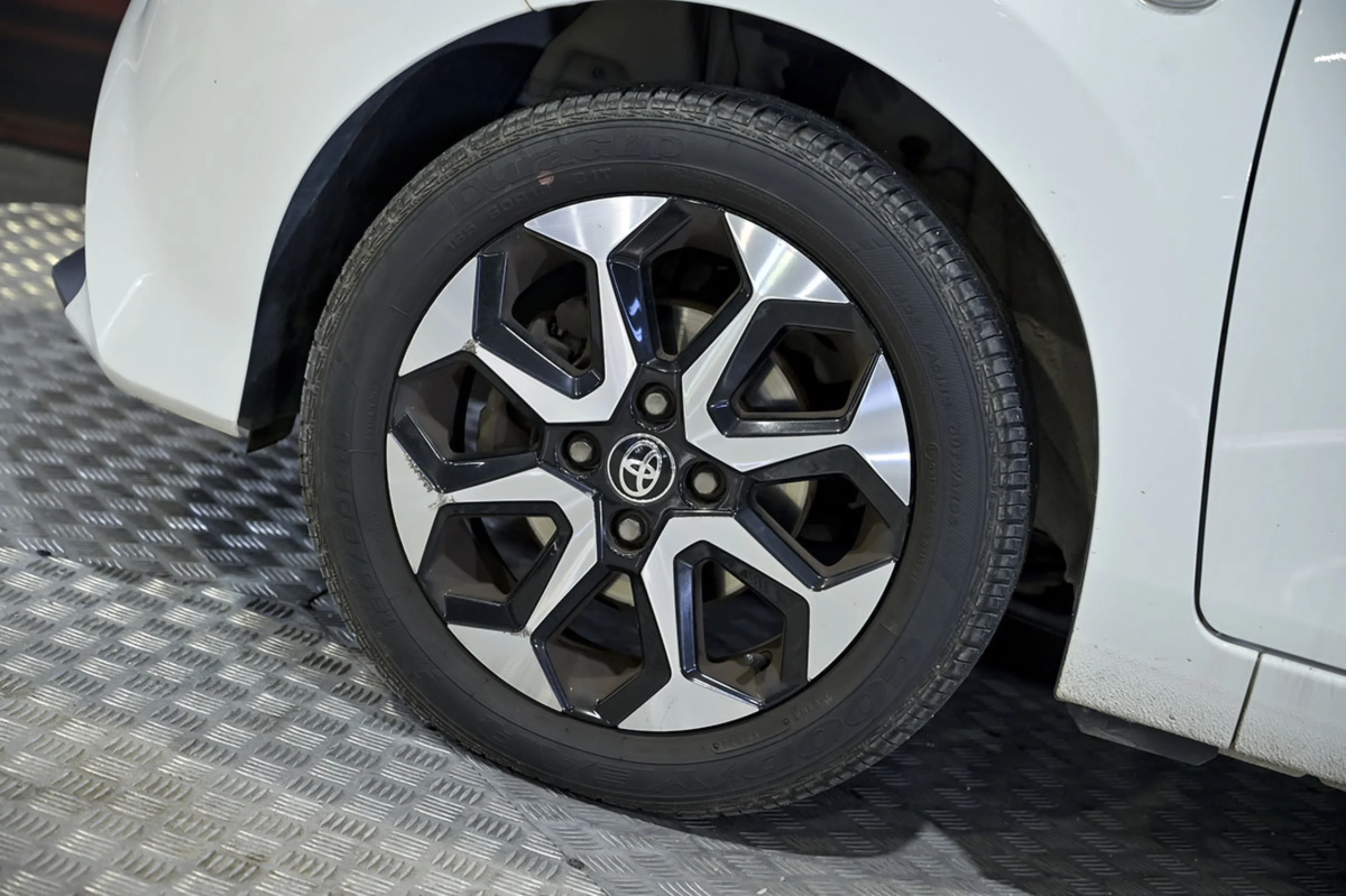 Toyota Aygo 1.0 X-Play - Foto 14