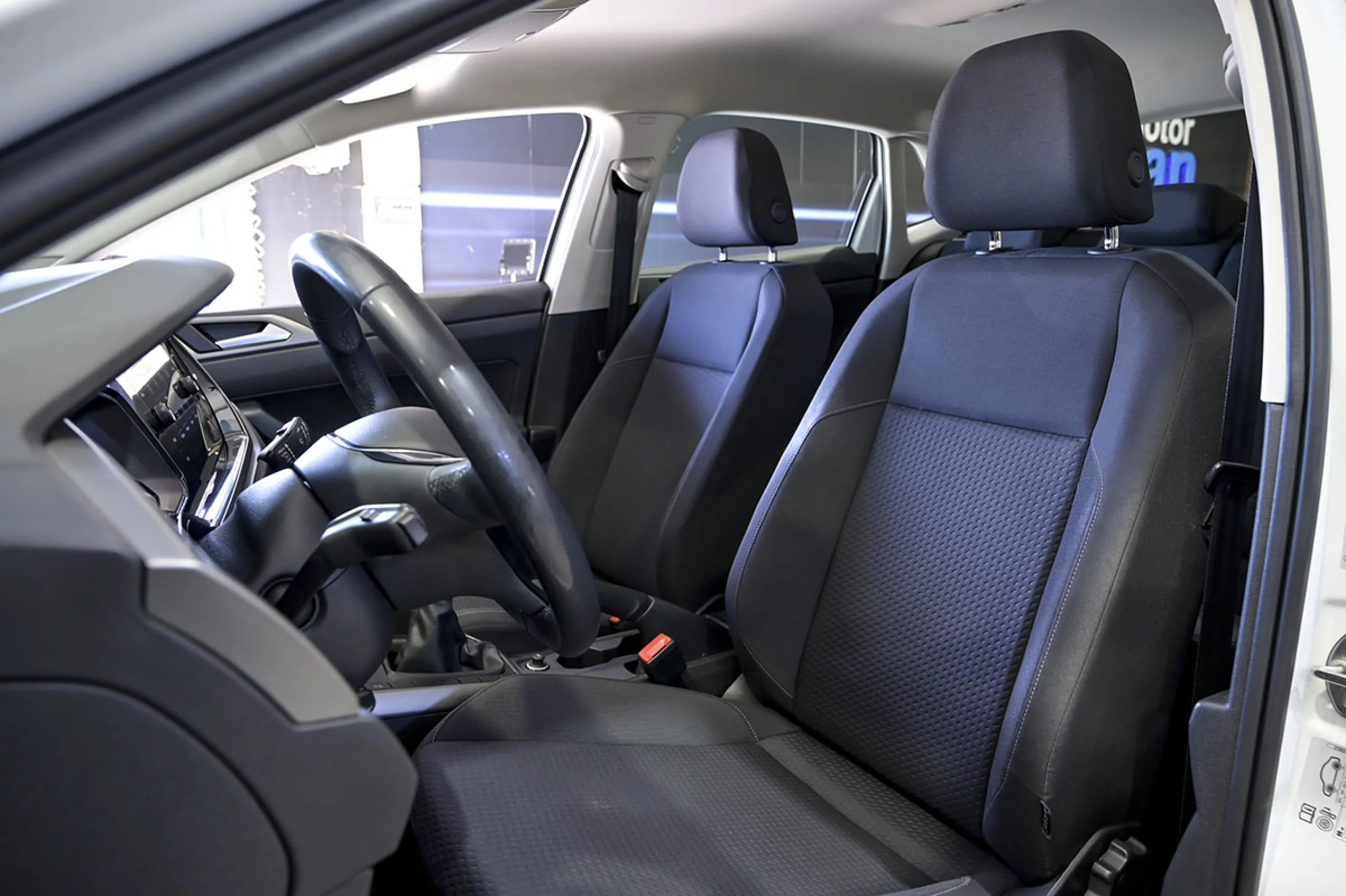 Volkswagen Polo Advance 1.0 TSI 70kW 95CV - Foto 23