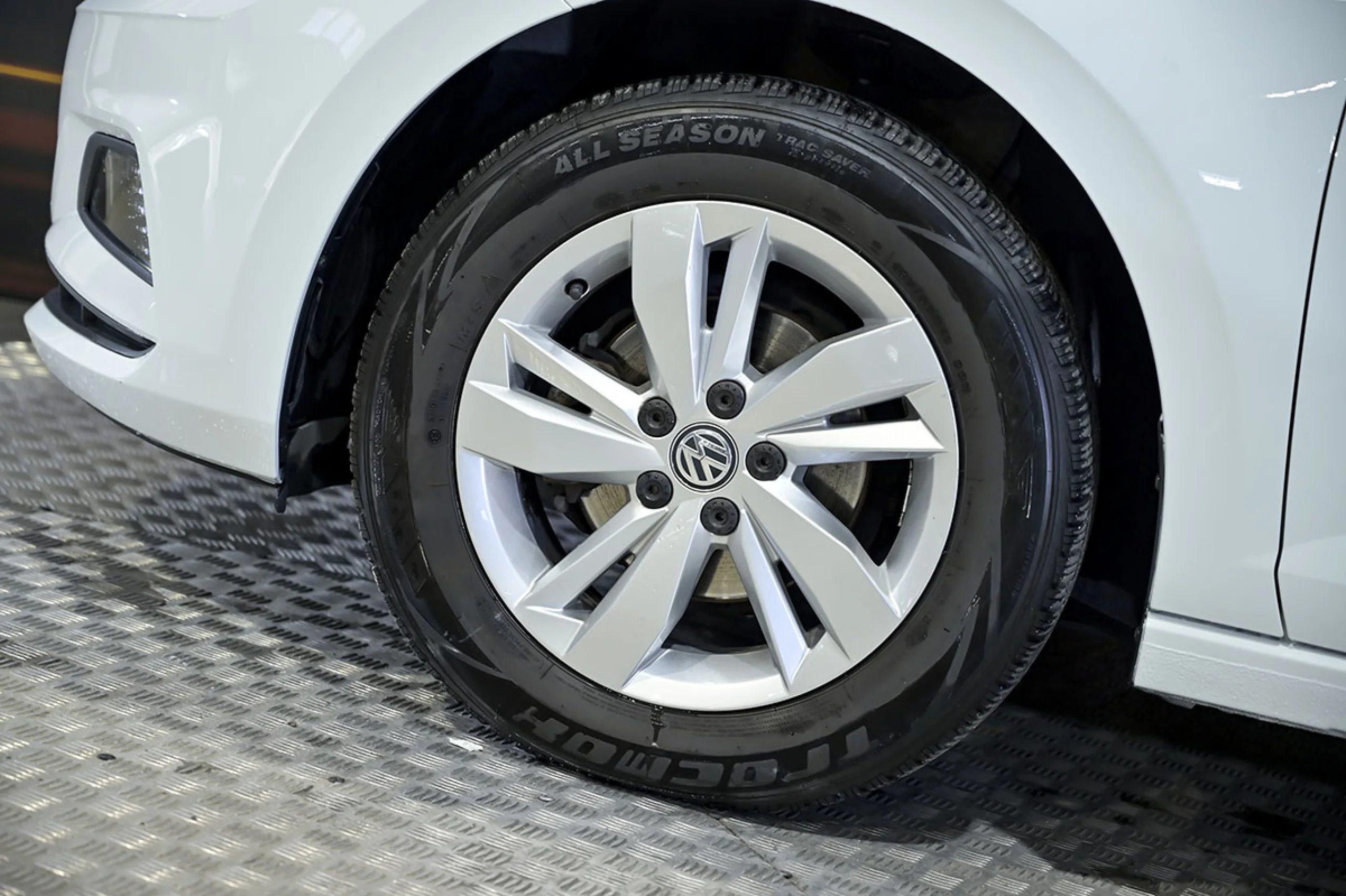 Volkswagen Polo Advance 1.0 TSI 70kW 95CV - Foto 14