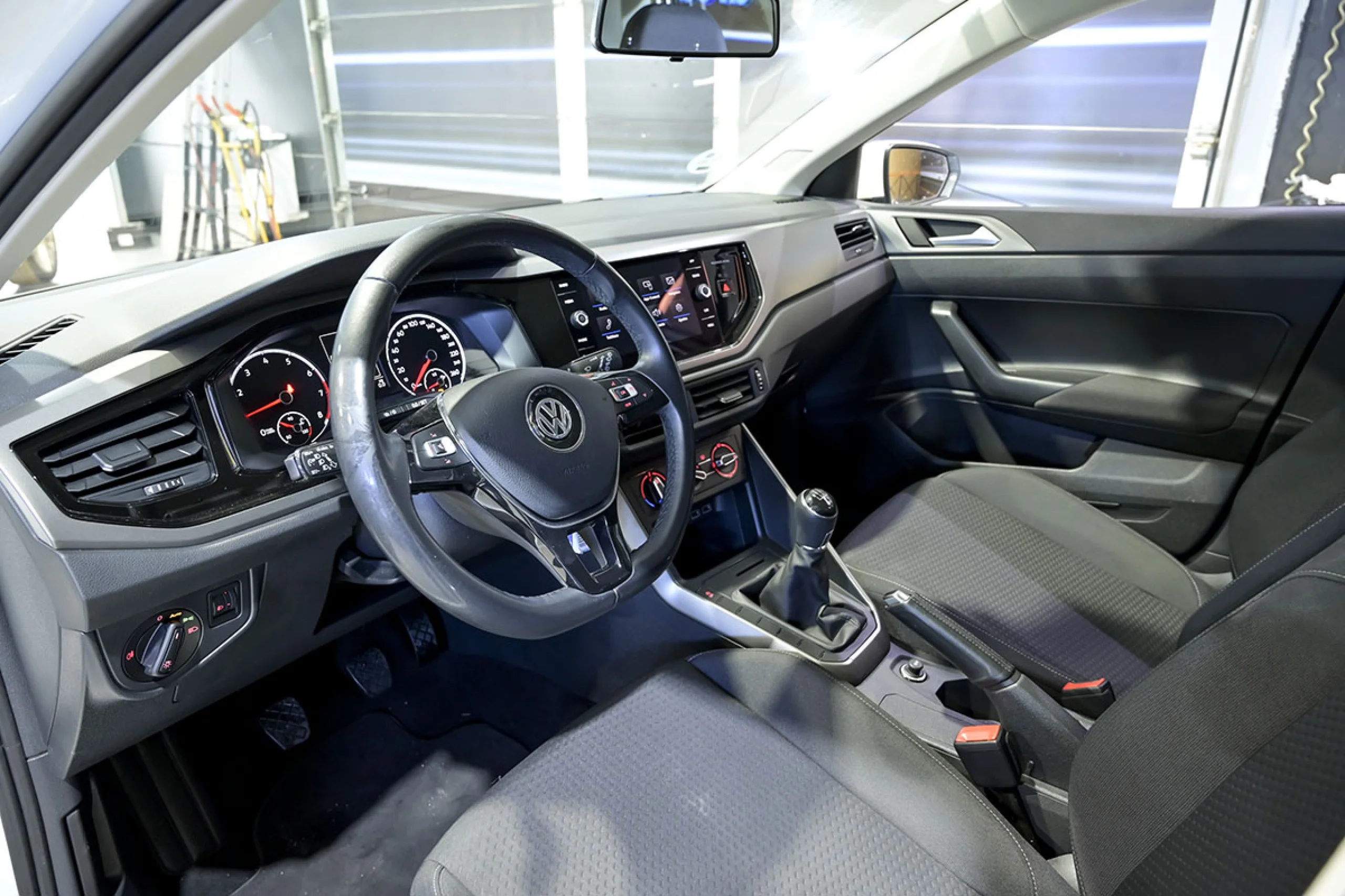 Volkswagen Polo Advance 1.0 TSI 70kW 95CV - Foto 6