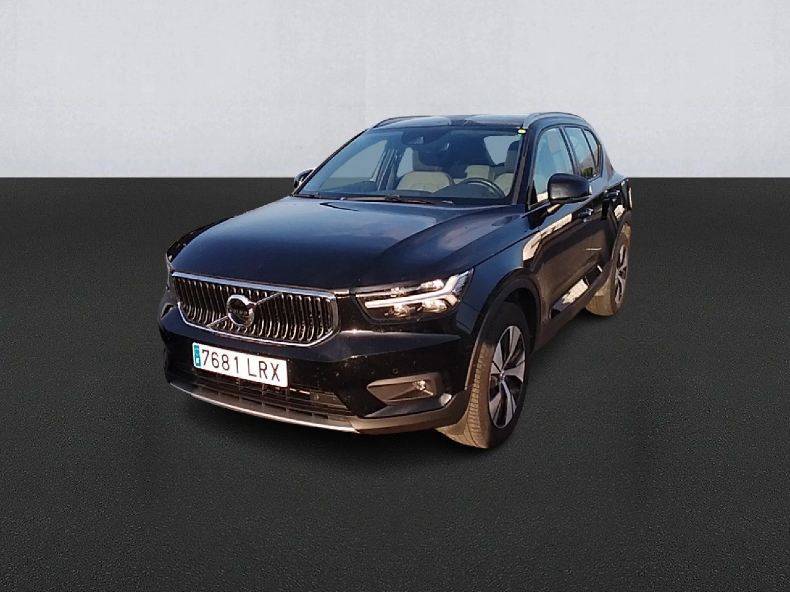 Volvo XC 40 XC40 2.0 D3 Momentum Pro Auto - Foto 1