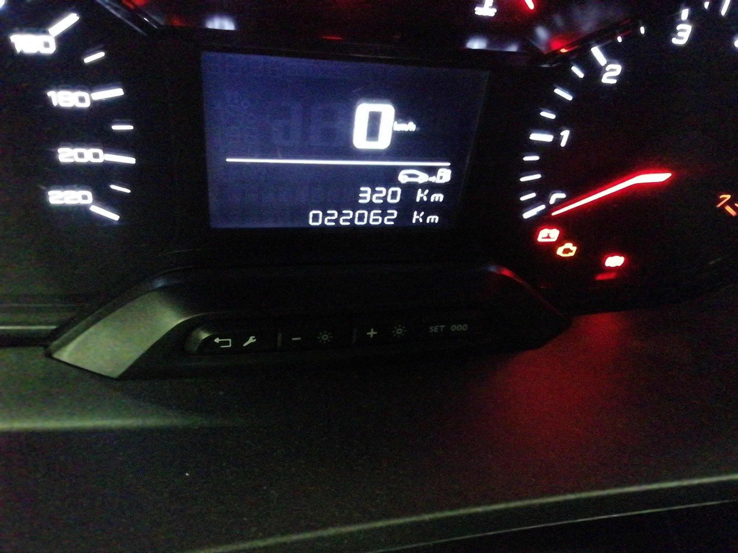 Peugeot Partner Premium Standard 600kg BlueHDi 73kW - Foto 8