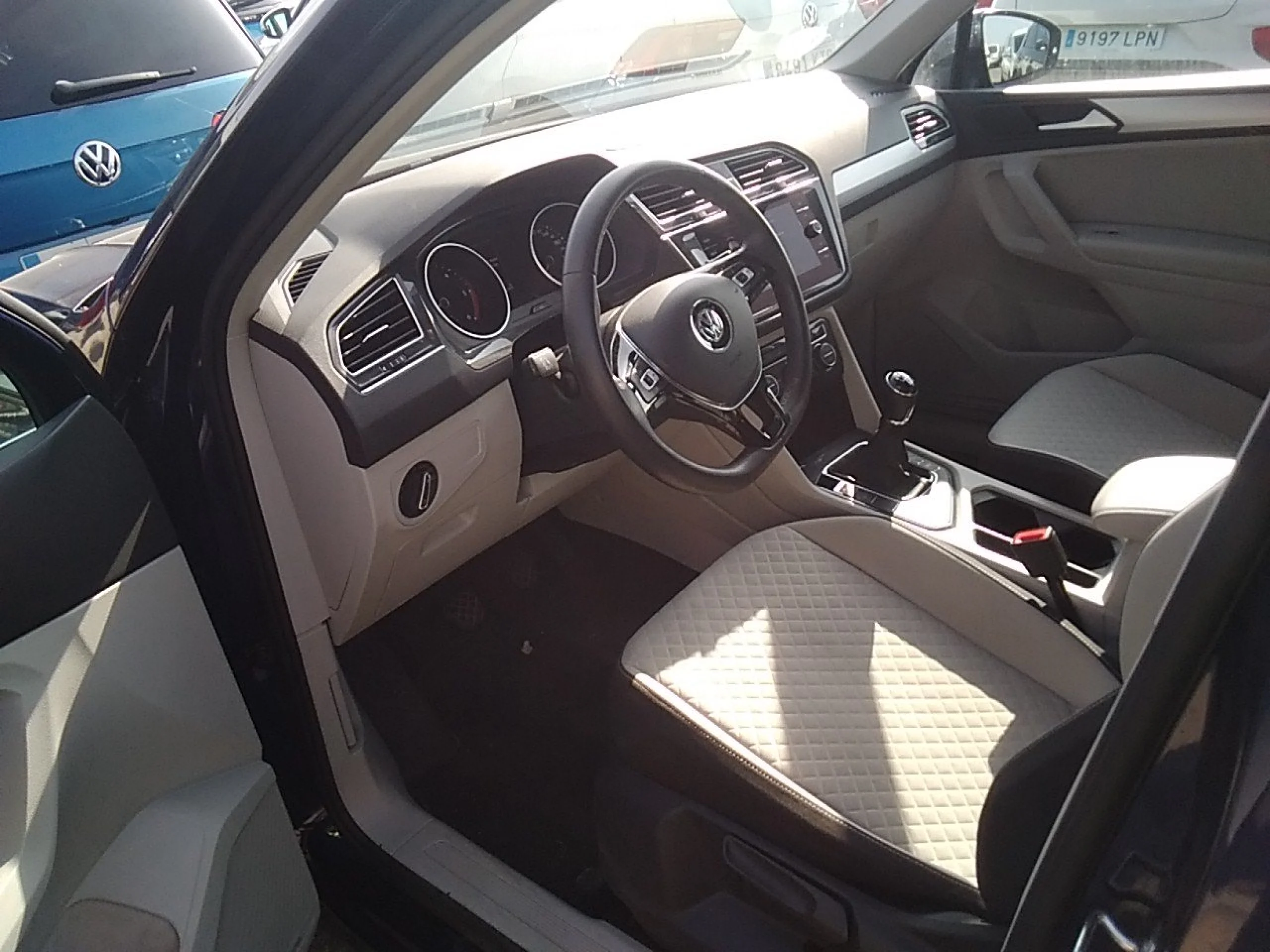 Volkswagen Tiguan Advance 2.0 TDI 110kW (150CV) - Foto 7