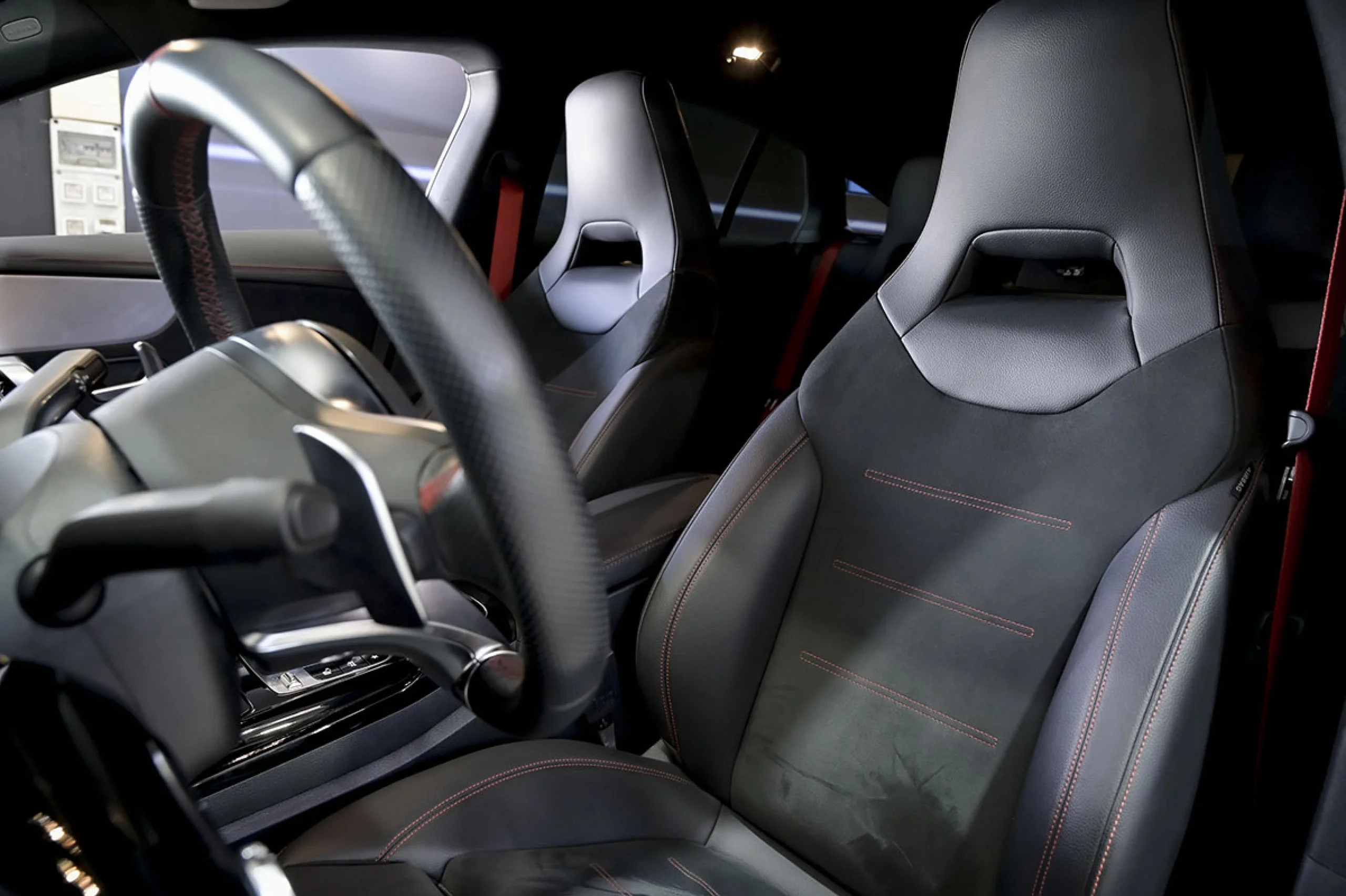 Mercedes-Benz CLA 35 AMG MERCEDES-BENZ CLA CLA MercedesAMG 35 4MATIC Shooting Bra - Foto 9