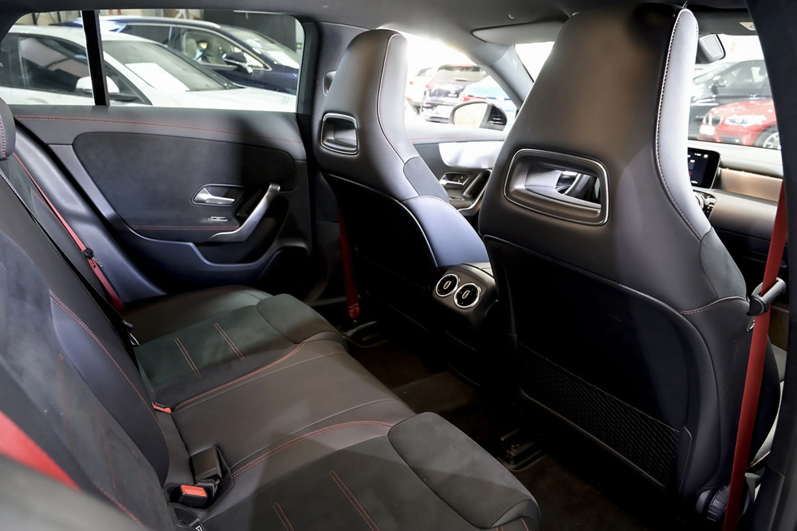 Mercedes-Benz CLA 35 AMG MERCEDES-BENZ CLA CLA MercedesAMG 35 4MATIC Shooting Bra - Foto 14