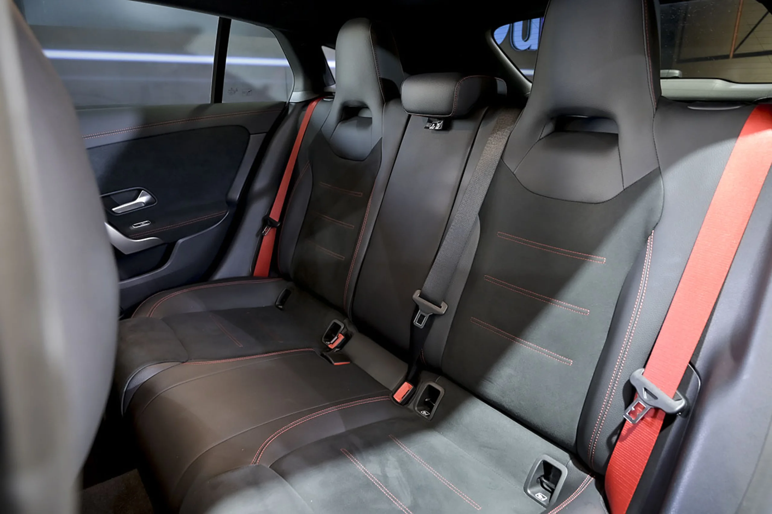 Mercedes-Benz CLA 35 AMG MERCEDES-BENZ CLA CLA MercedesAMG 35 4MATIC Shooting Bra - Foto 16