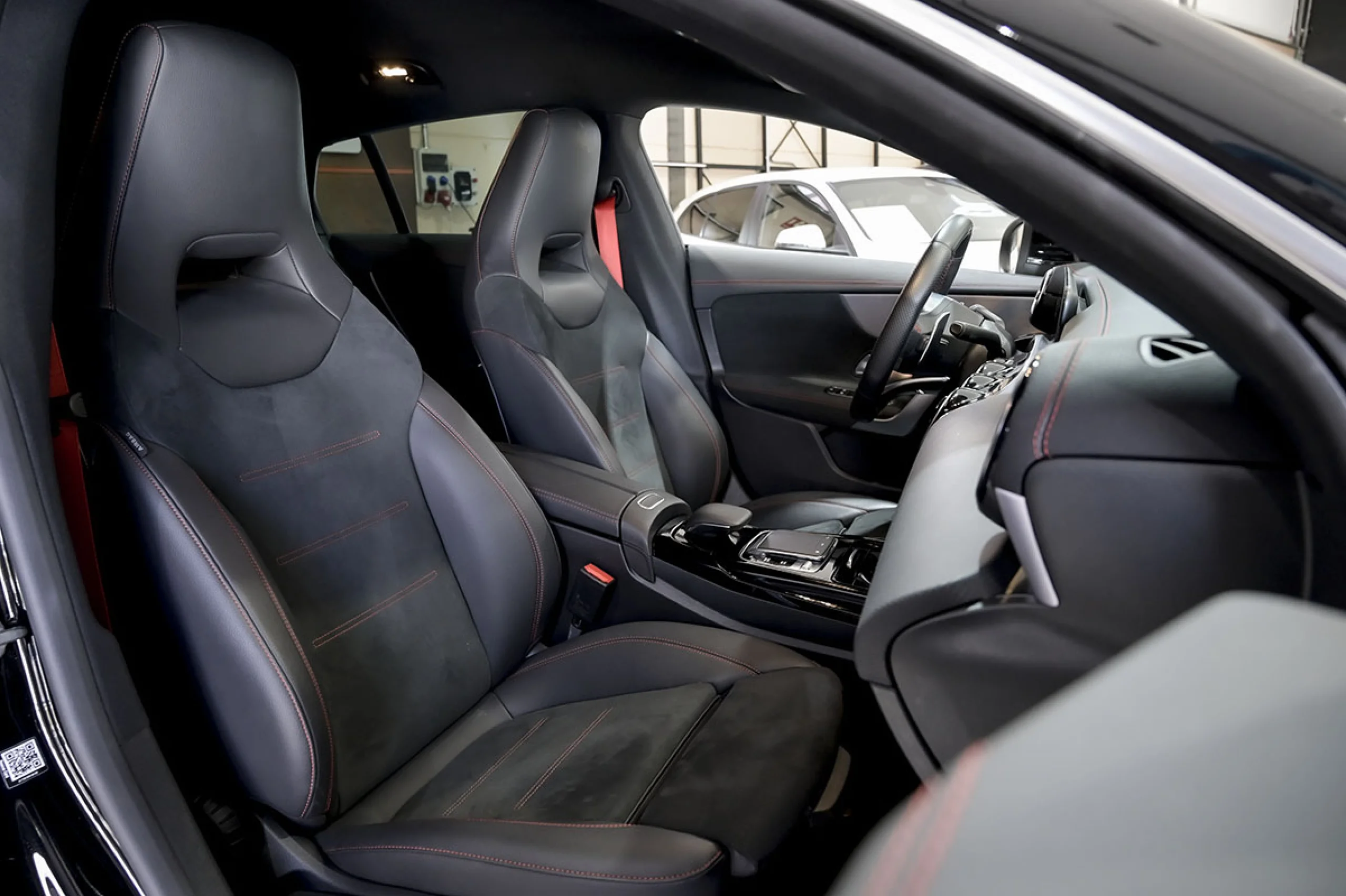 Mercedes-Benz CLA 35 AMG MERCEDES-BENZ CLA CLA MercedesAMG 35 4MATIC Shooting Bra - Foto 38