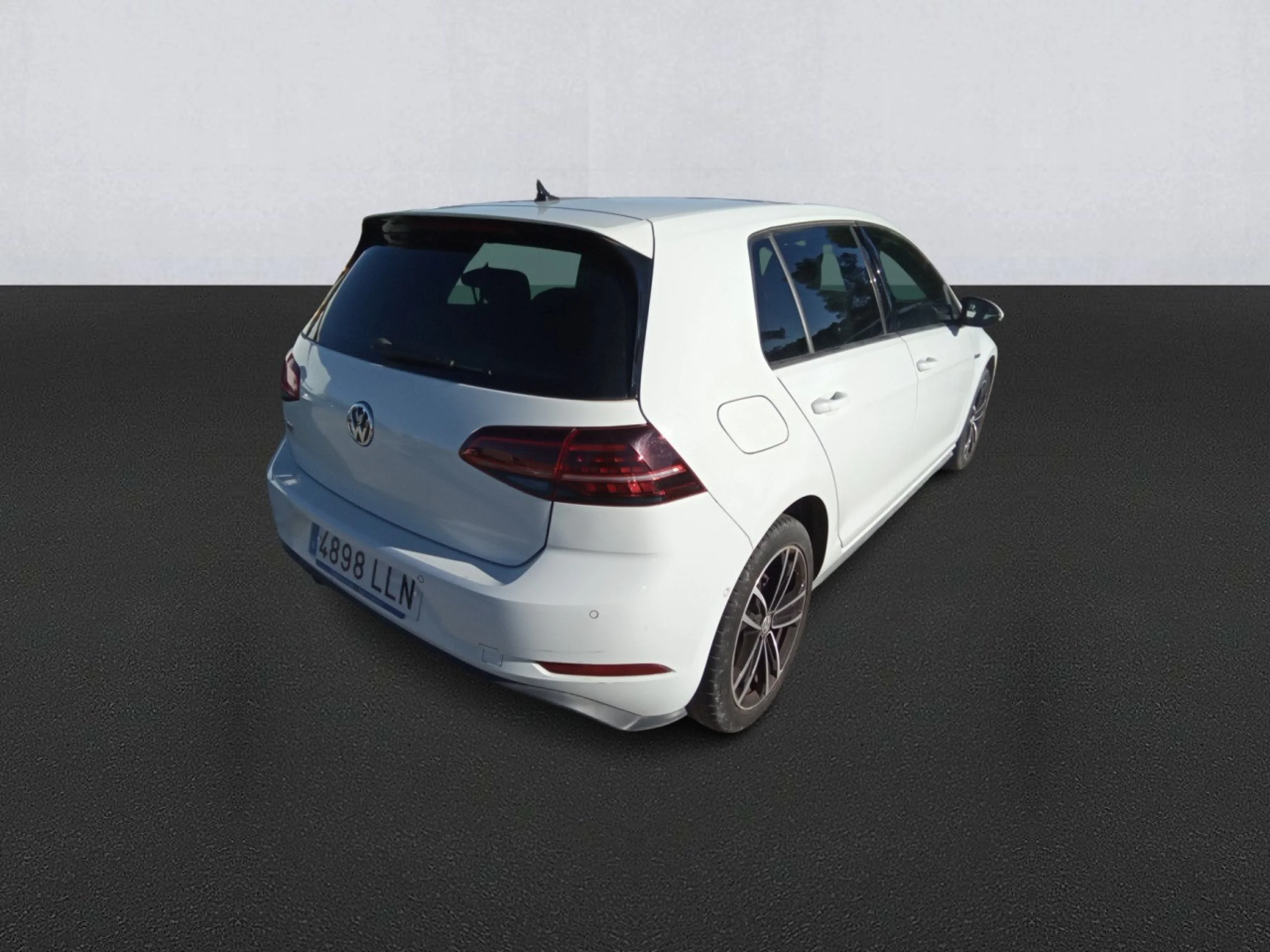Volkswagen Golf (O) GTE 1.4 TSI e-Power 150kW (204CV) DSG - Foto 4