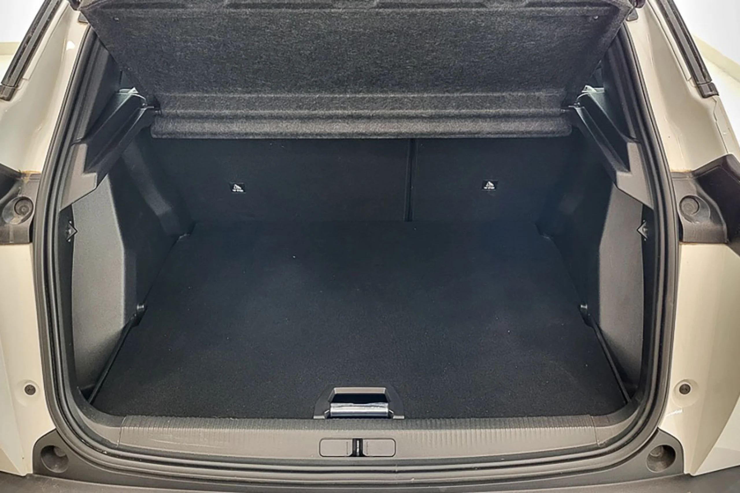 Peugeot 2008 Active Pack Puretech 100 SS 6 Vel. MAN - Foto 19