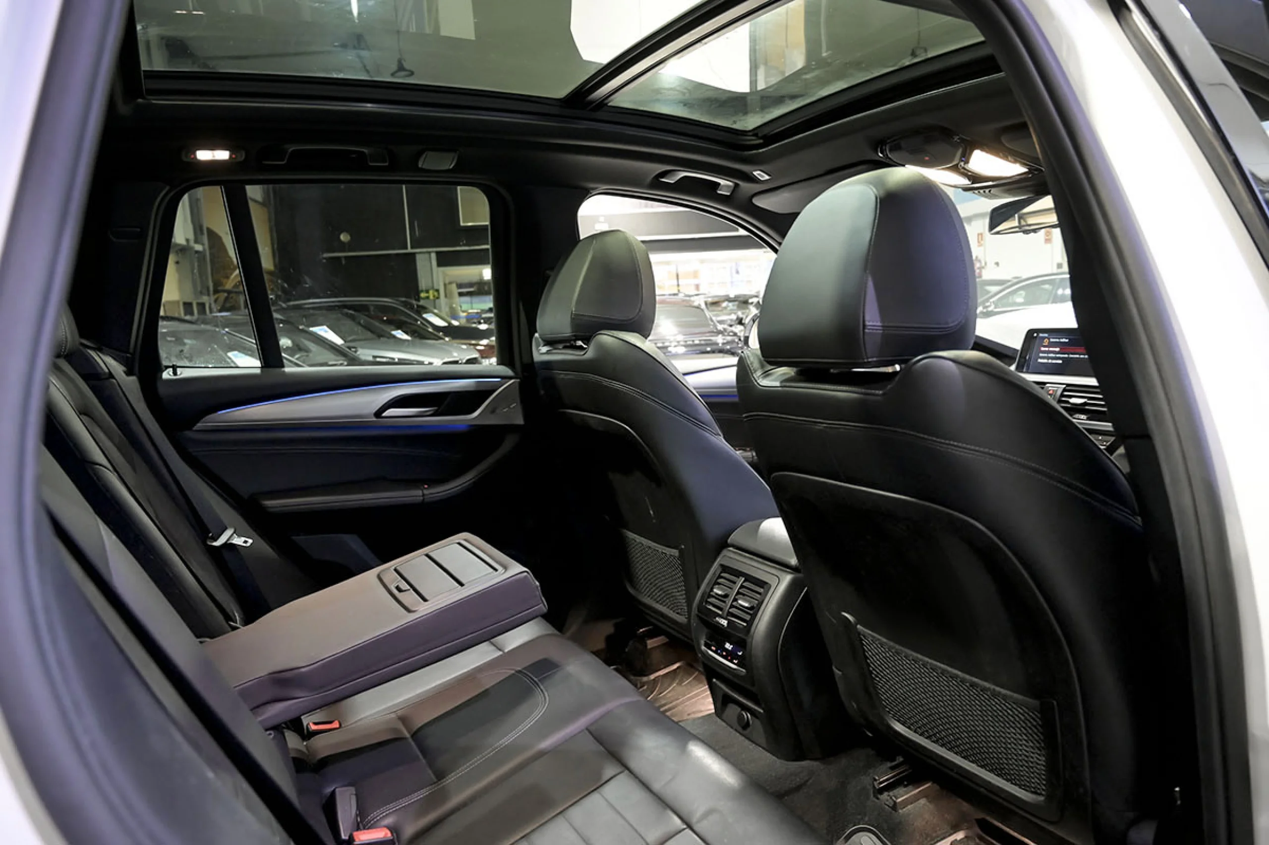 BMW X3 xDrive20d - Foto 14