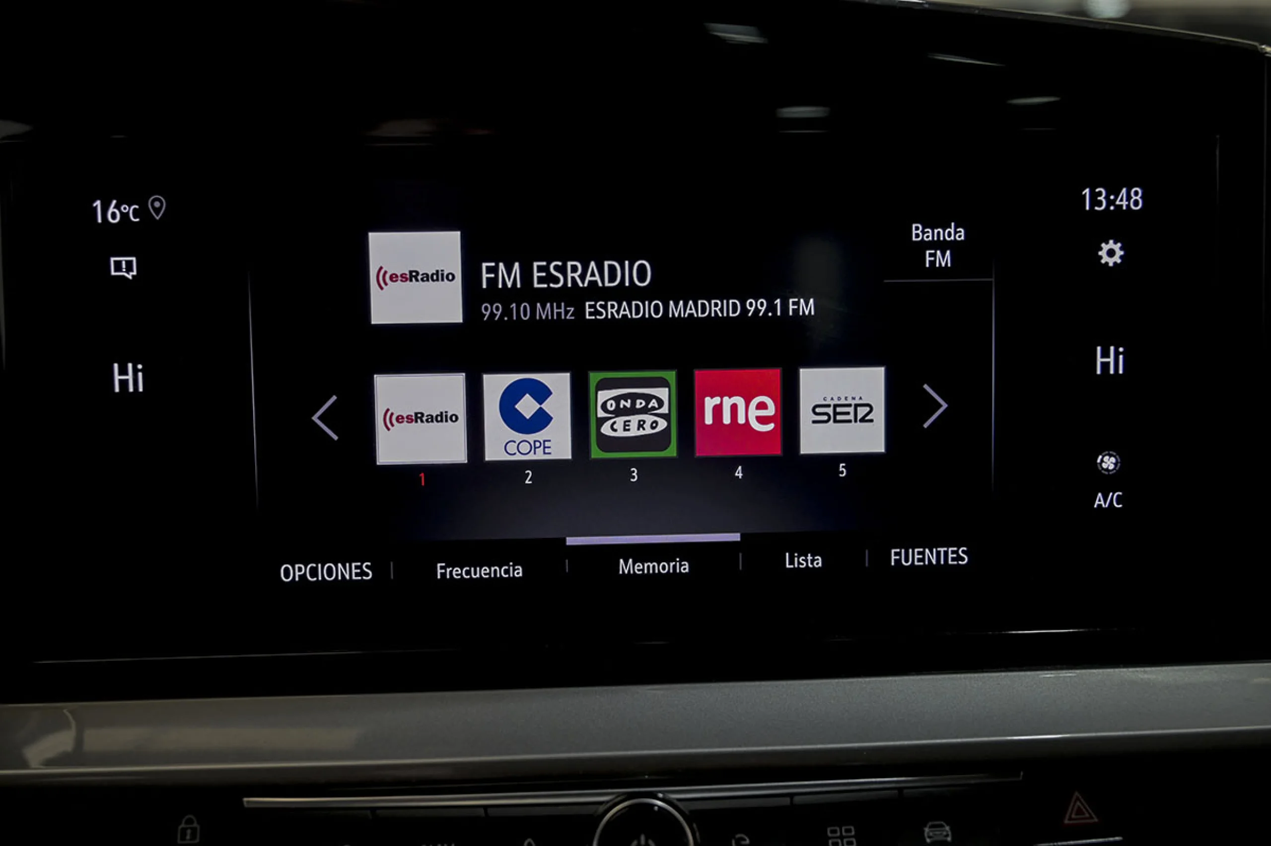 Opel Mokka e BEV 50kWh Ultimate - Foto 32