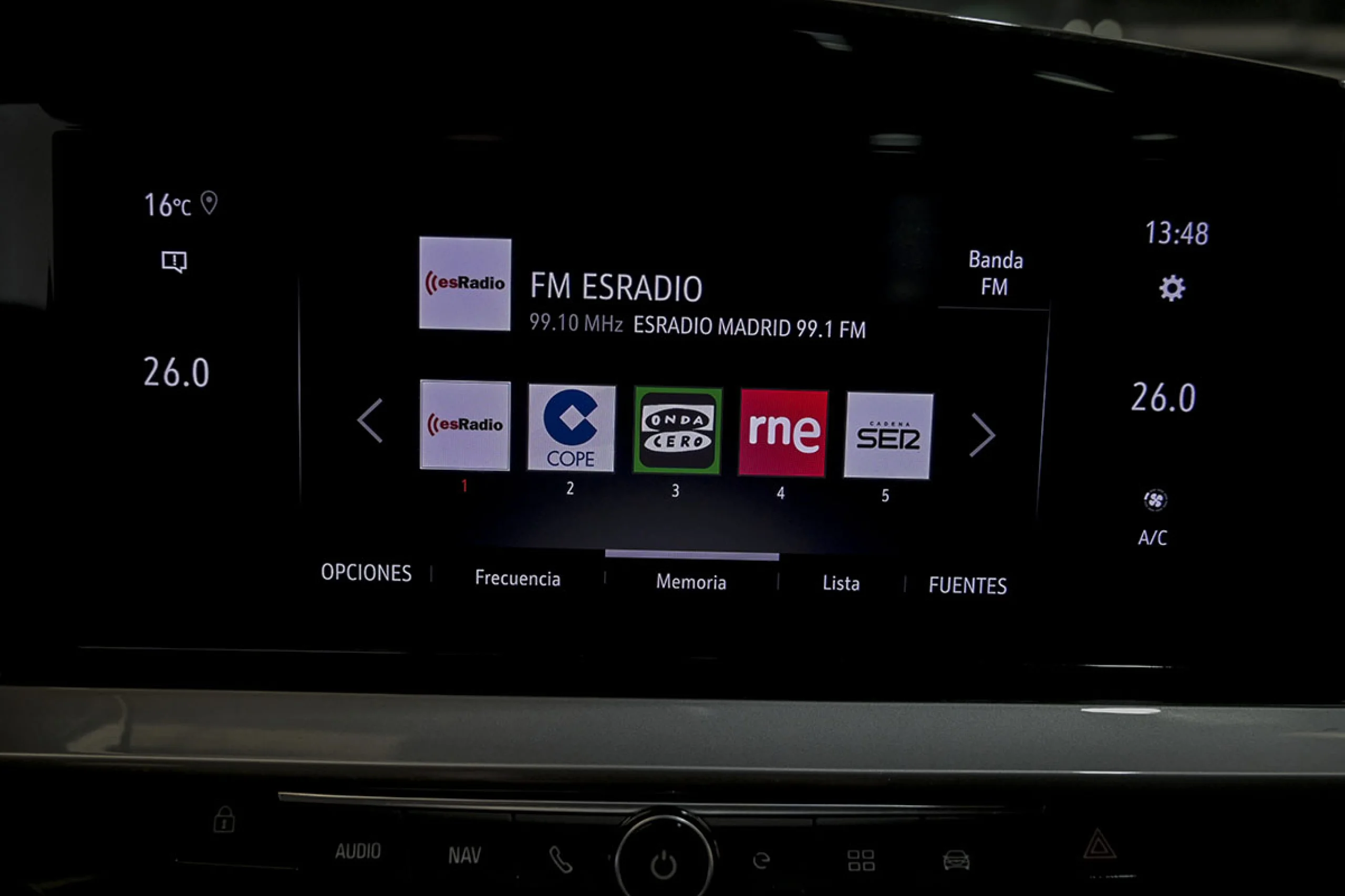 Opel Mokka e BEV 50kWh Ultimate - Foto 34