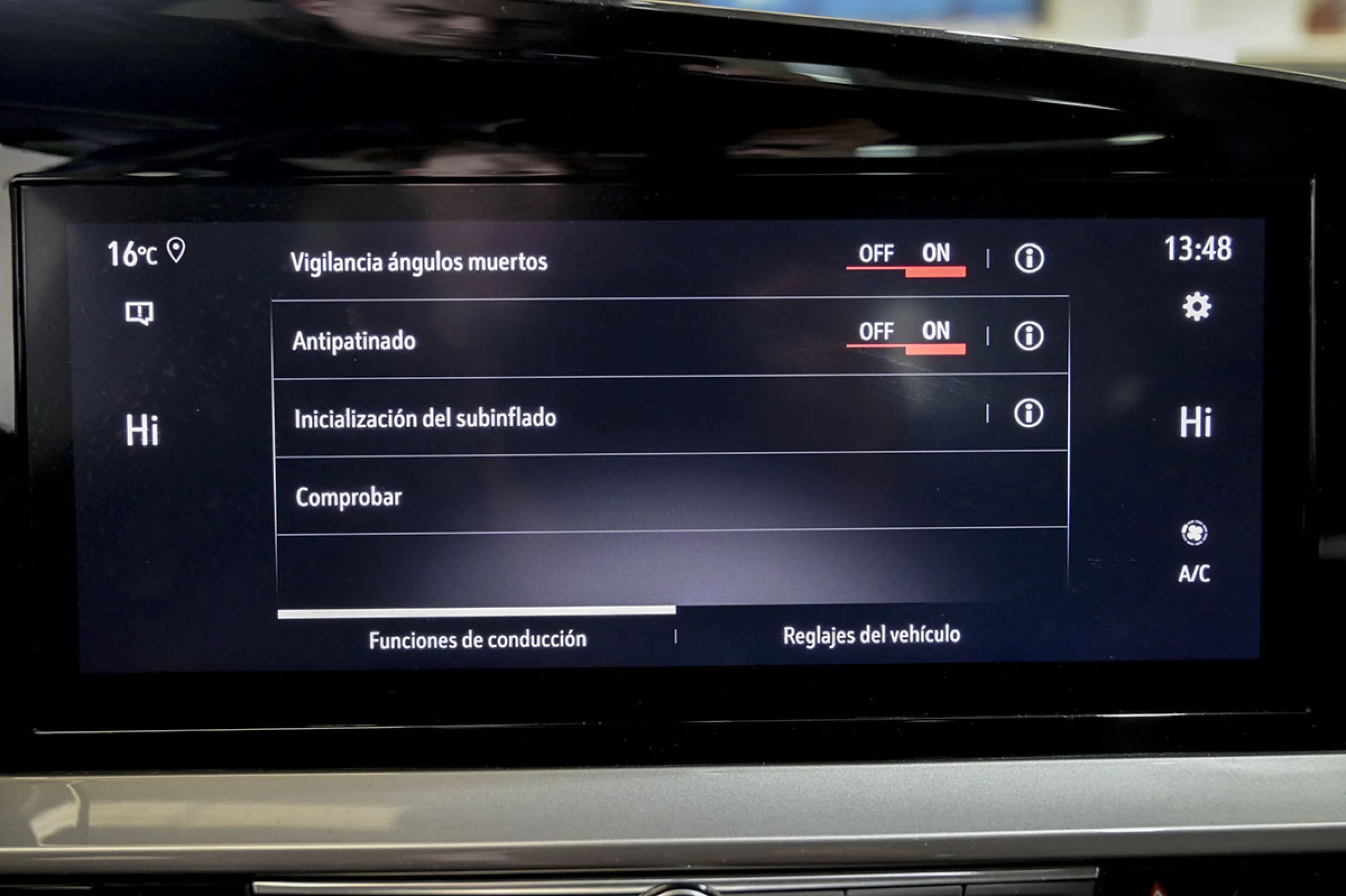 Opel Mokka e BEV 50kWh Ultimate - Foto 35