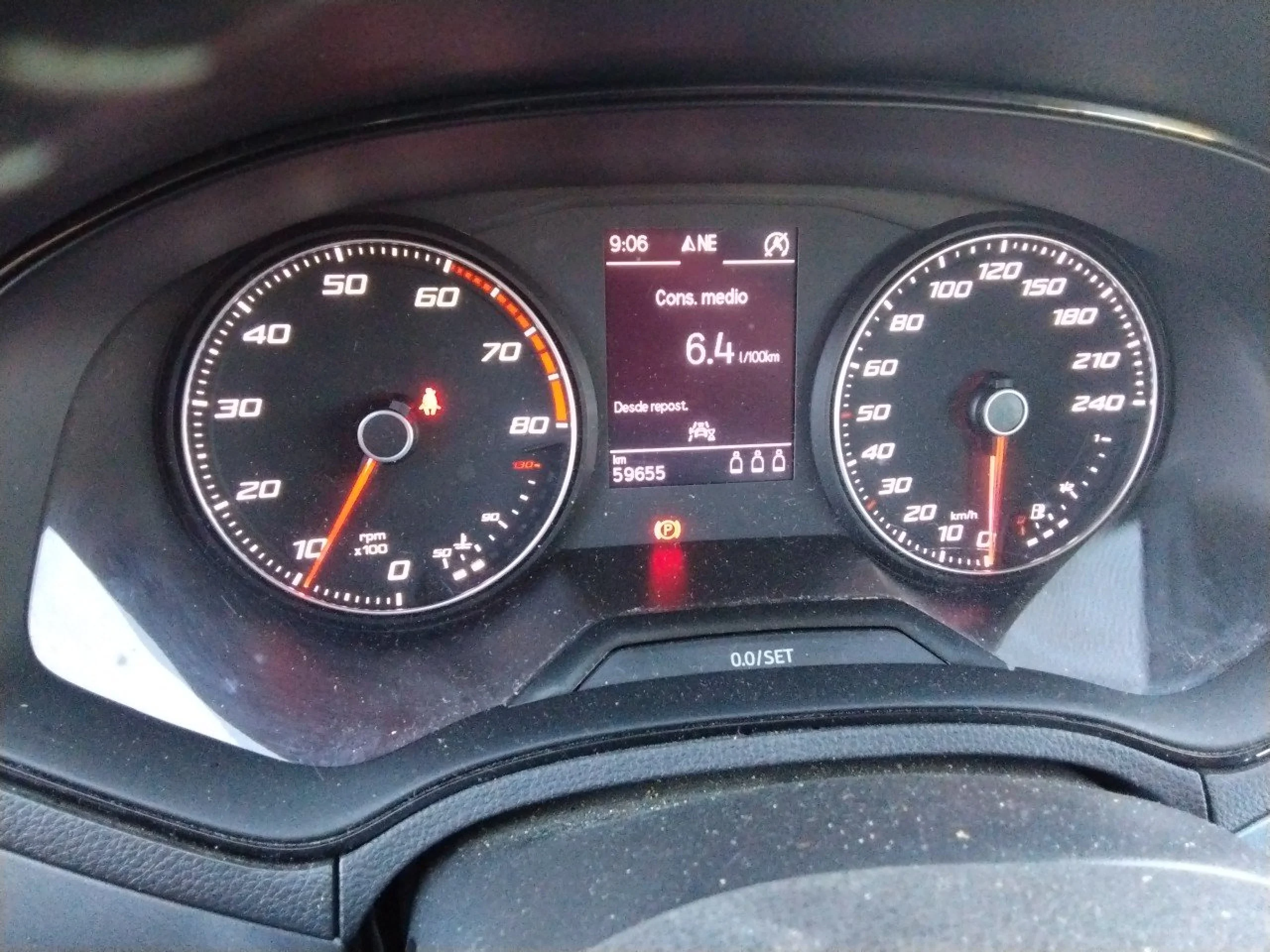 Seat Arona 1.0 TSI 81kW (110CV) Style Go2 - Foto 8