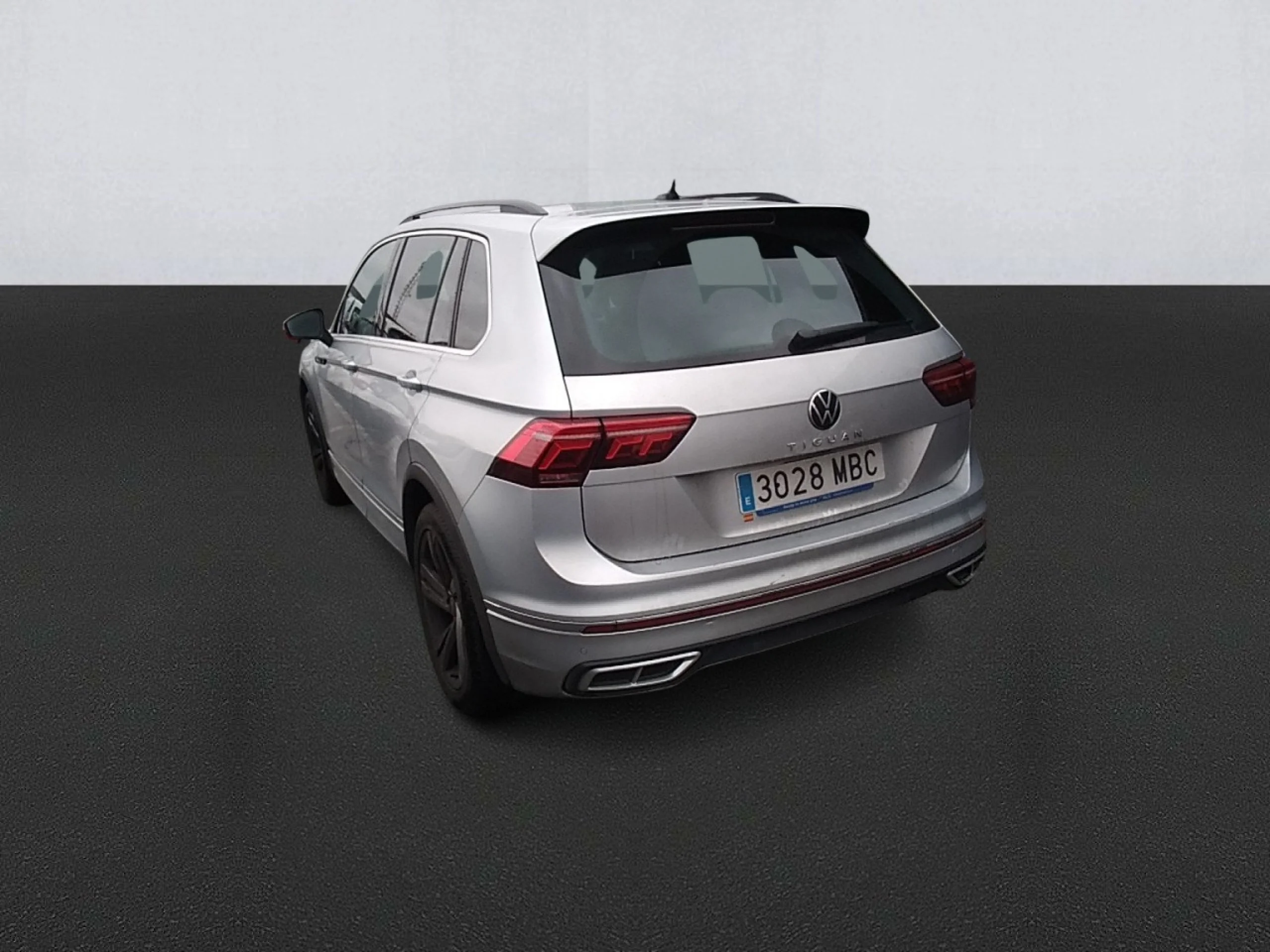 Volkswagen Tiguan R-Line 2.0 TDI 110kW (150CV) DSG - Foto 6