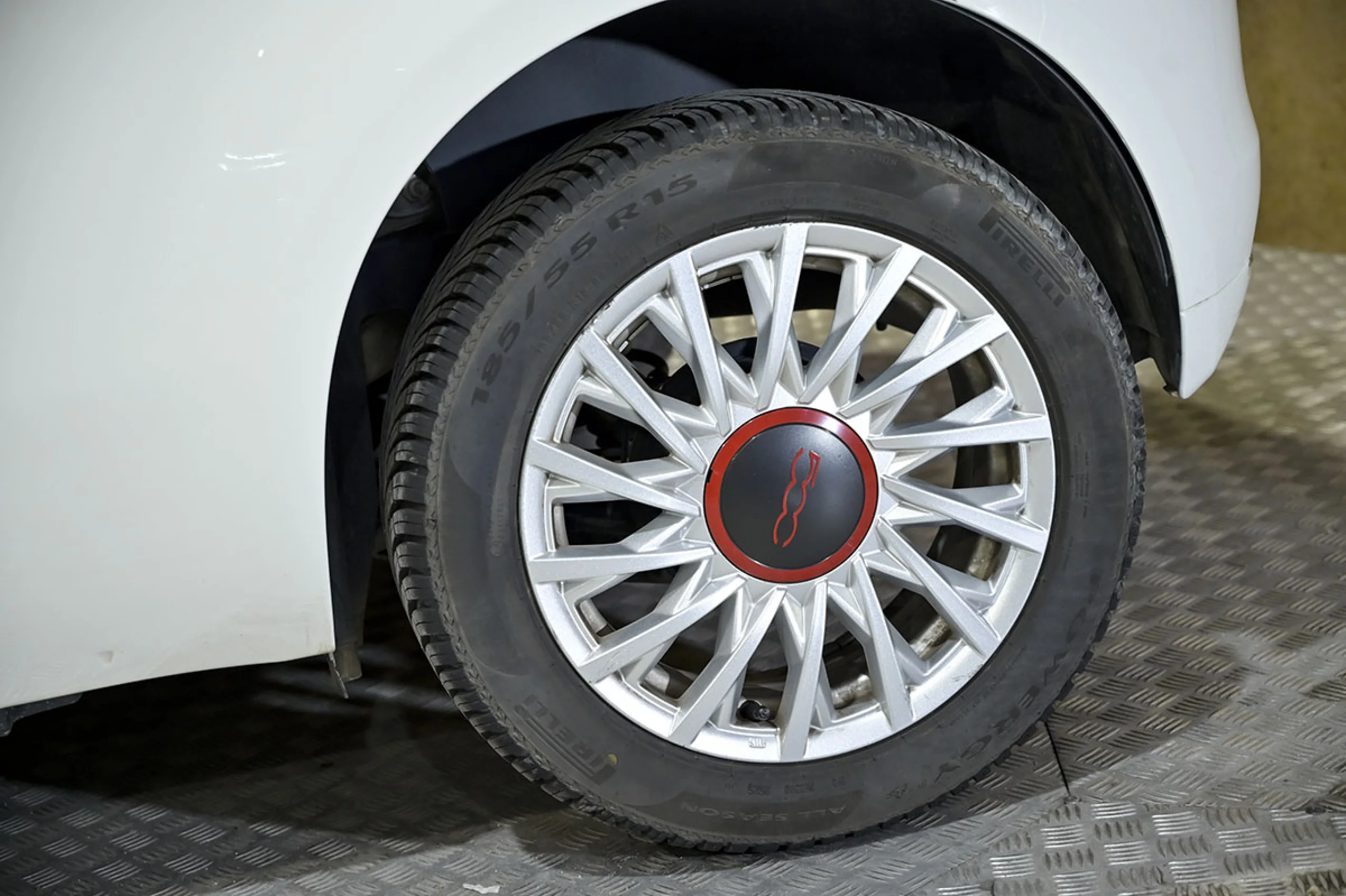 Fiat 500 Red 1.0 Hybrid 51KW 70 CV - Foto 14