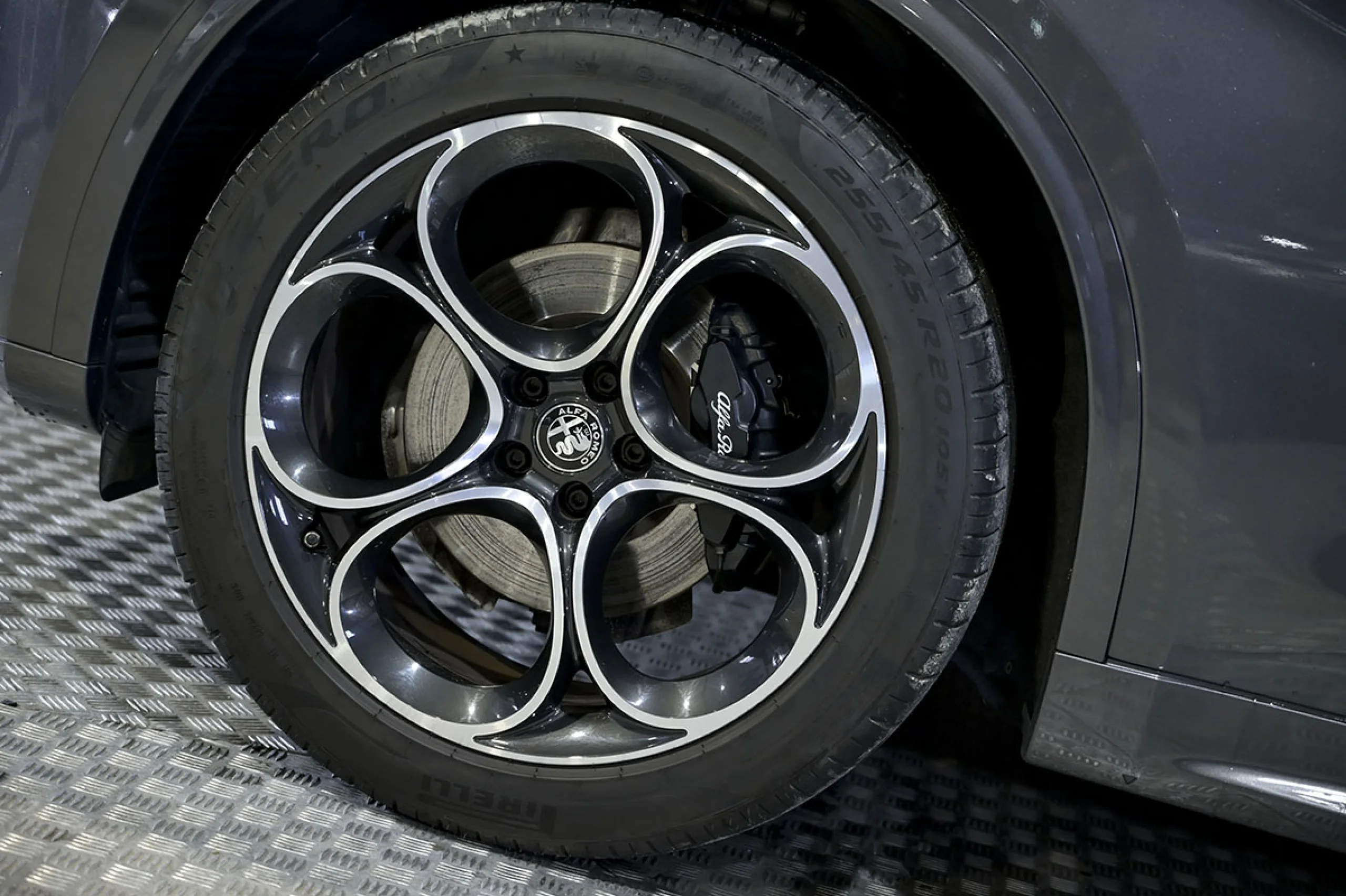Alfa Romeo Stelvio 2.2 Diesel 154kW 210CV Veloce Q4 - Foto 14