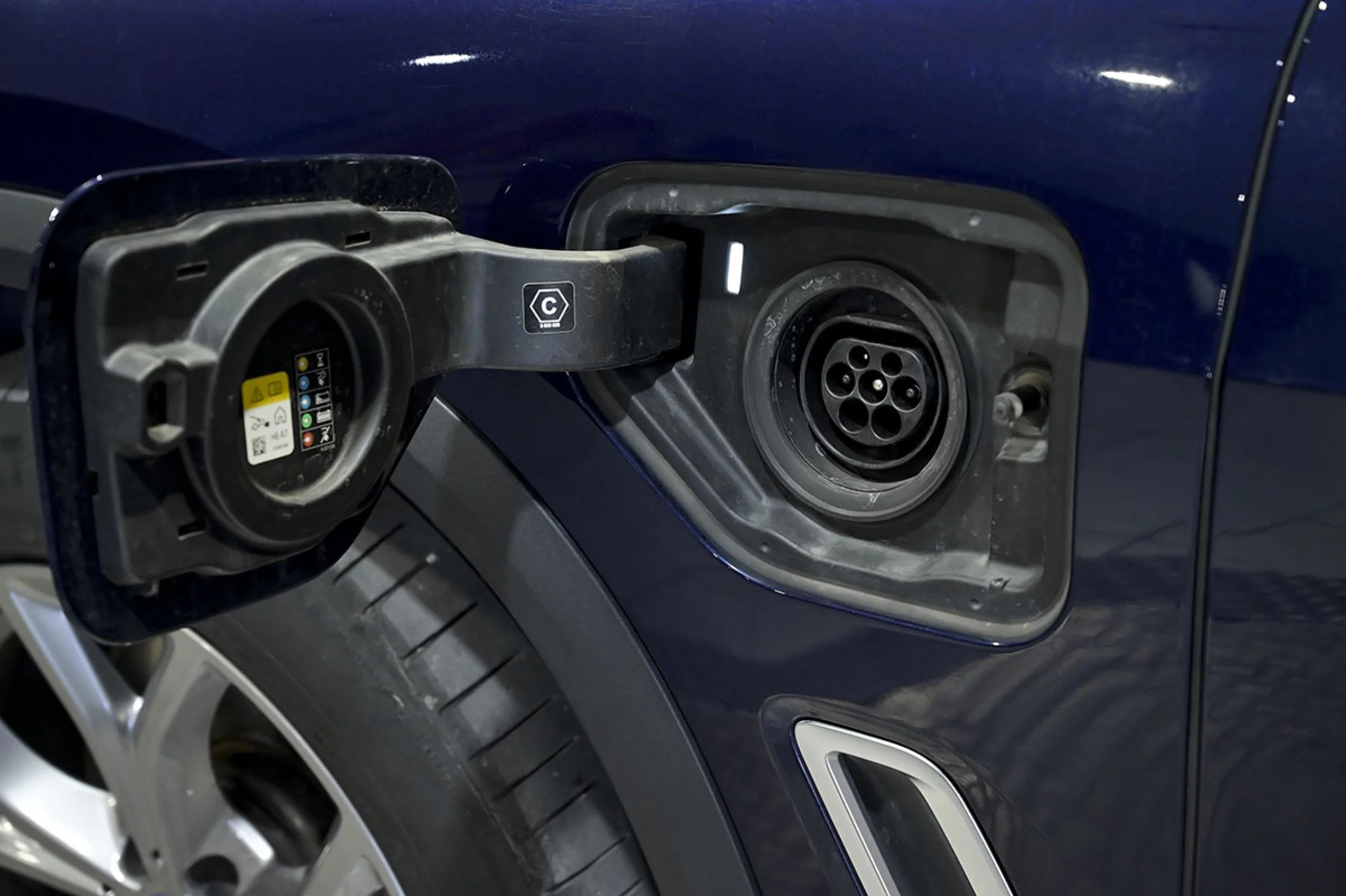 BMW X5 xDrive45e - Foto 24