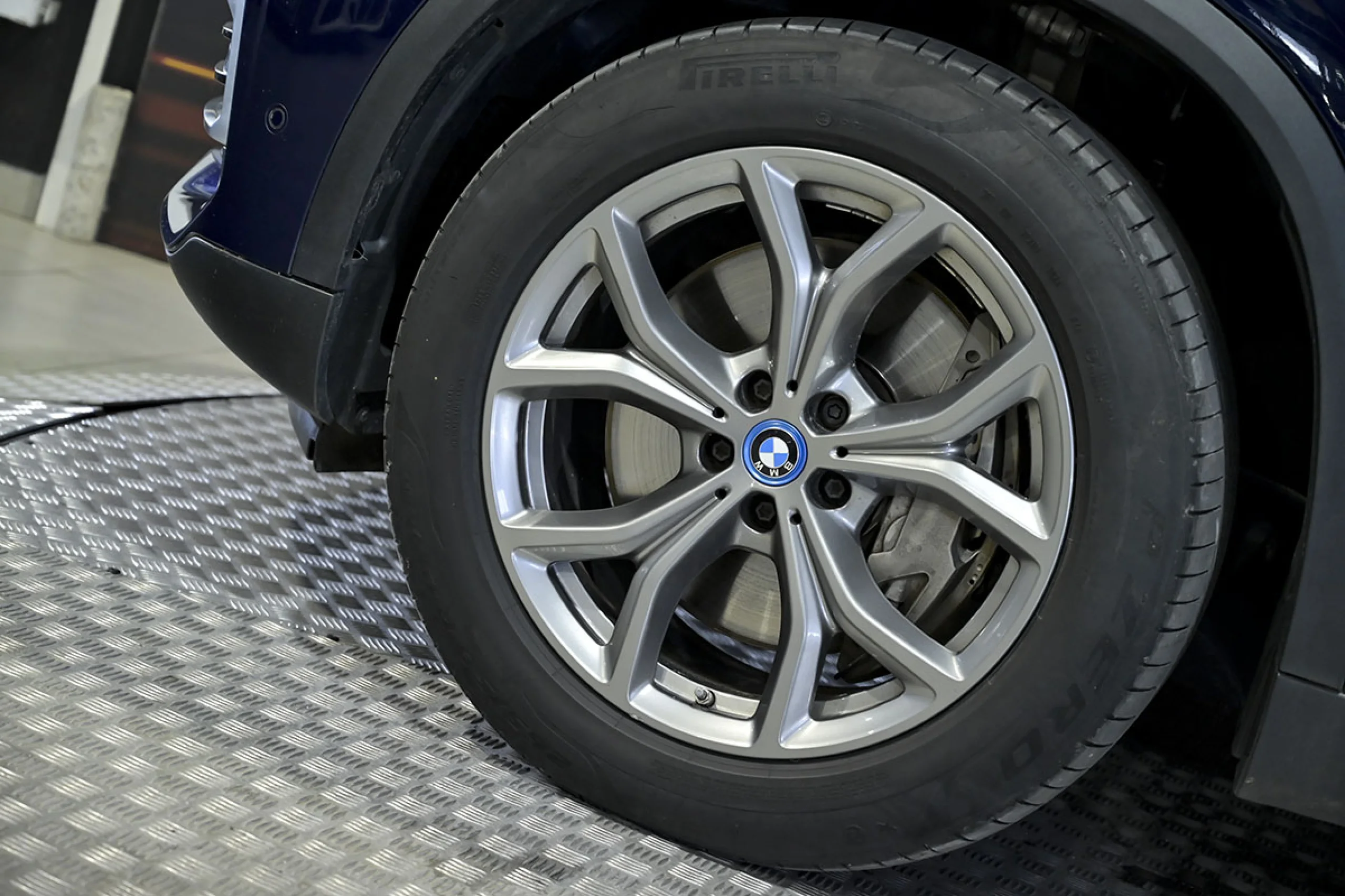 BMW X5 xDrive45e - Foto 14