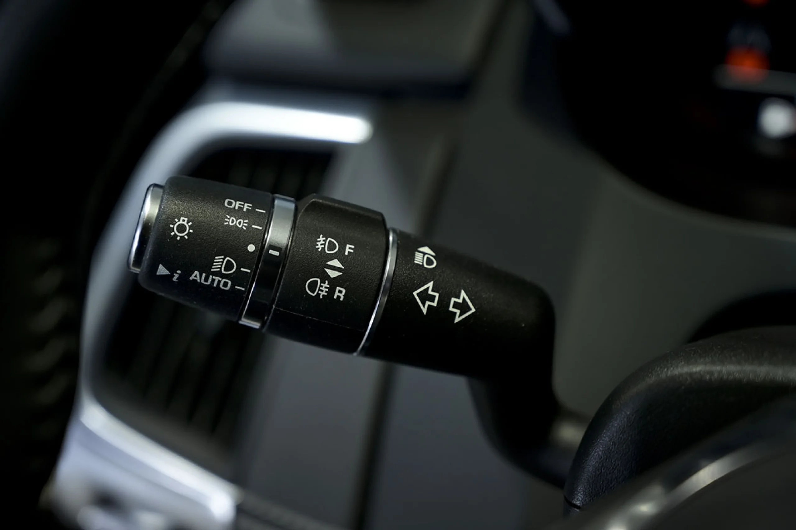 Jaguar E-Pace 2.0D 110kW RDynamic 4WD - Foto 30