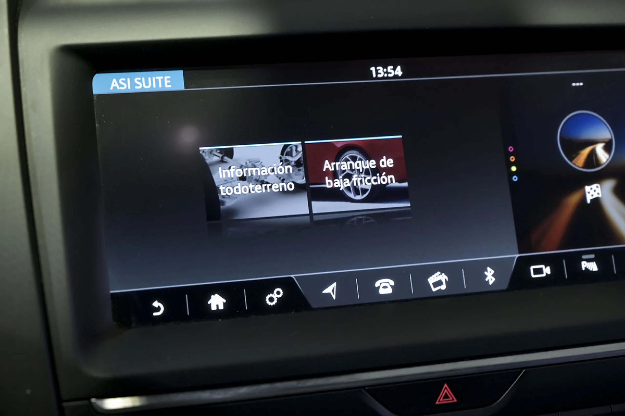 Jaguar E-Pace 2.0D 110kW RDynamic 4WD - Foto 36