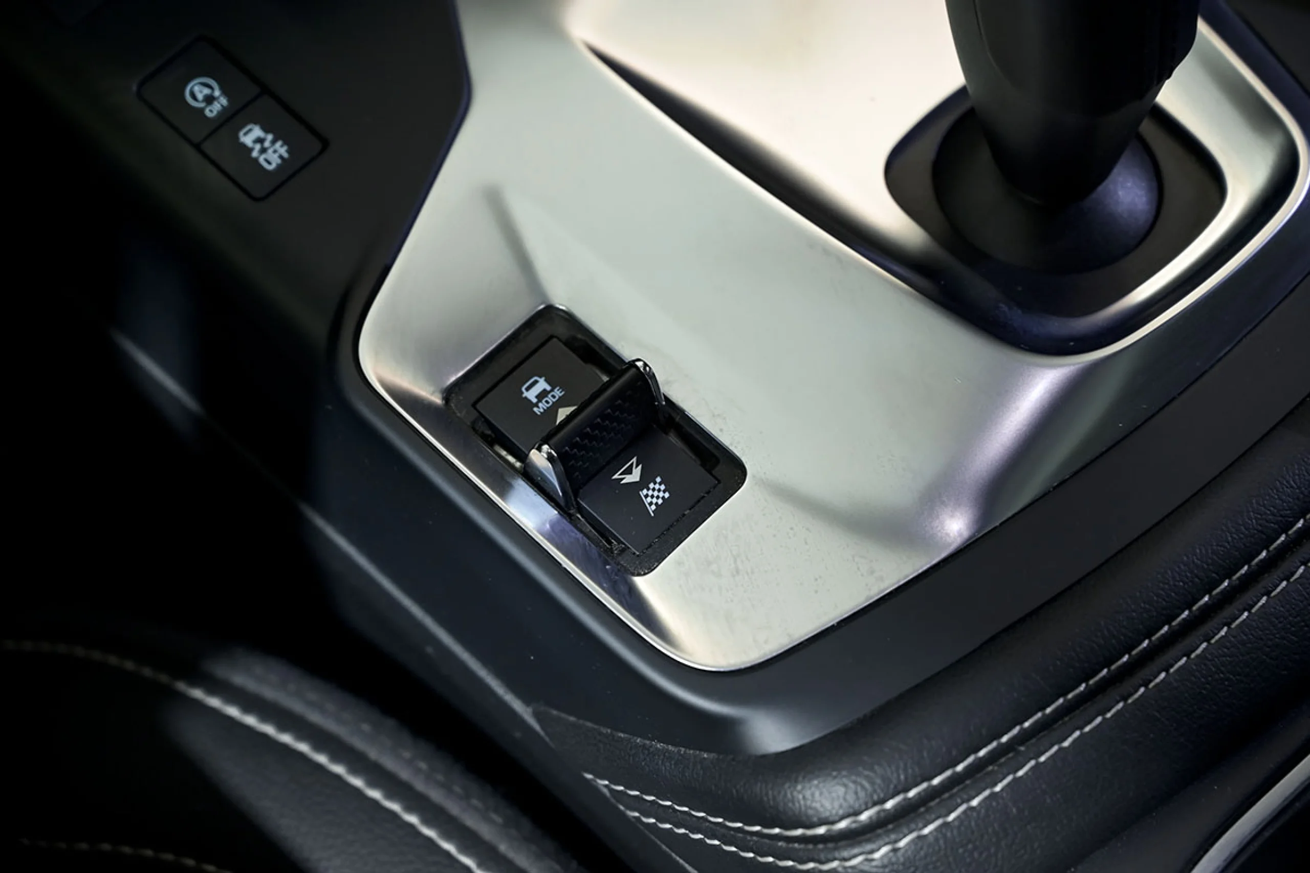 Jaguar E-Pace 2.0D 110kW RDynamic 4WD - Foto 45