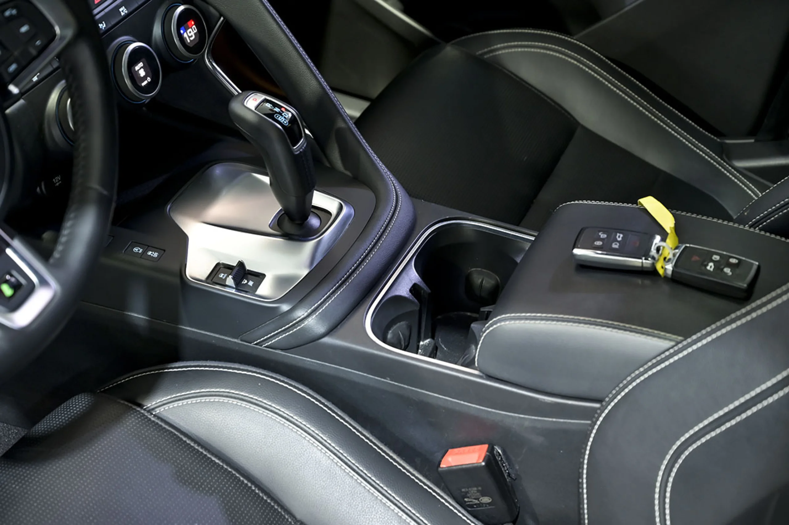 Jaguar E-Pace 2.0D 110kW RDynamic 4WD - Foto 38