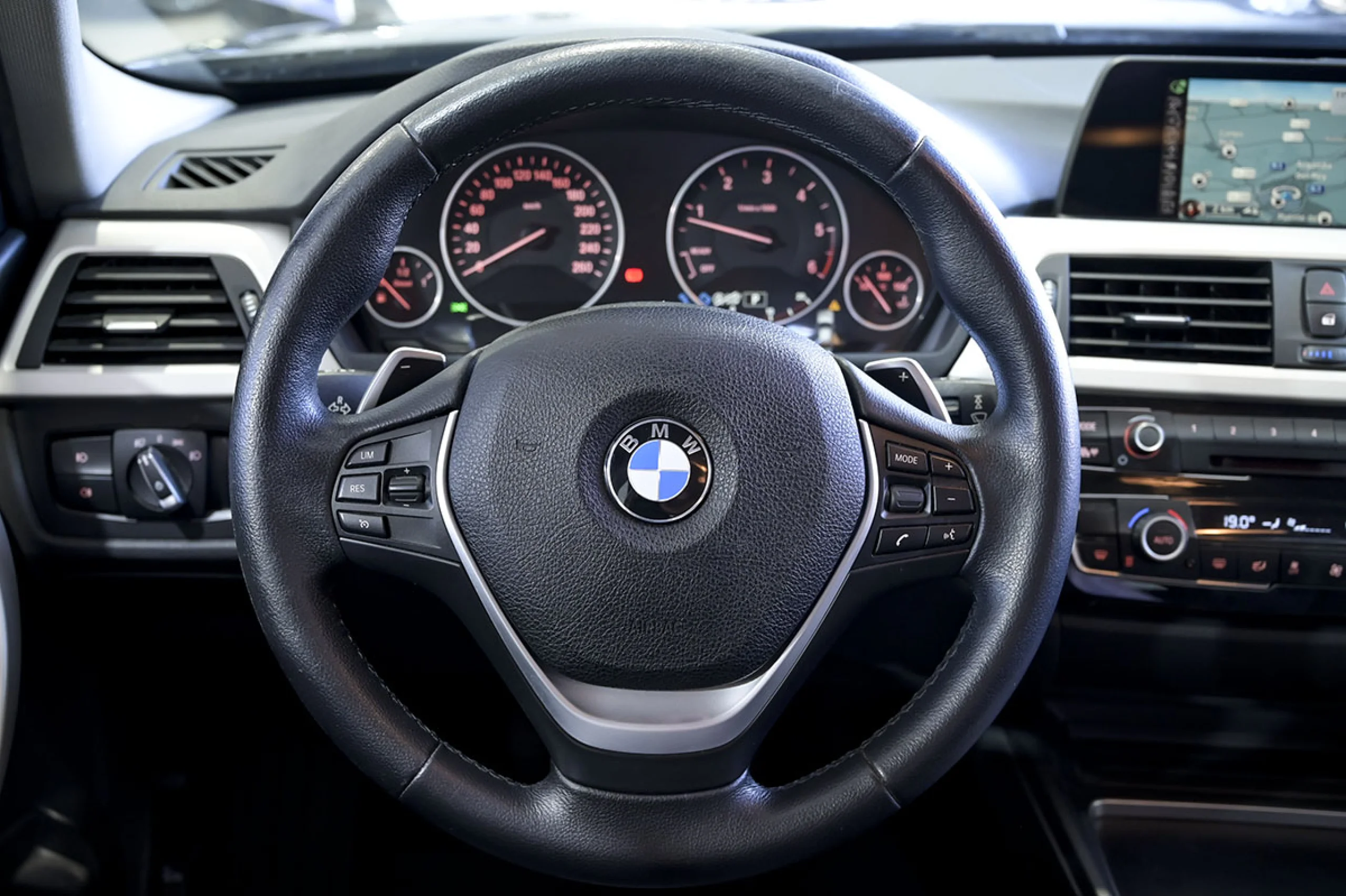 BMW 320 Serie 3 320d - Foto 24