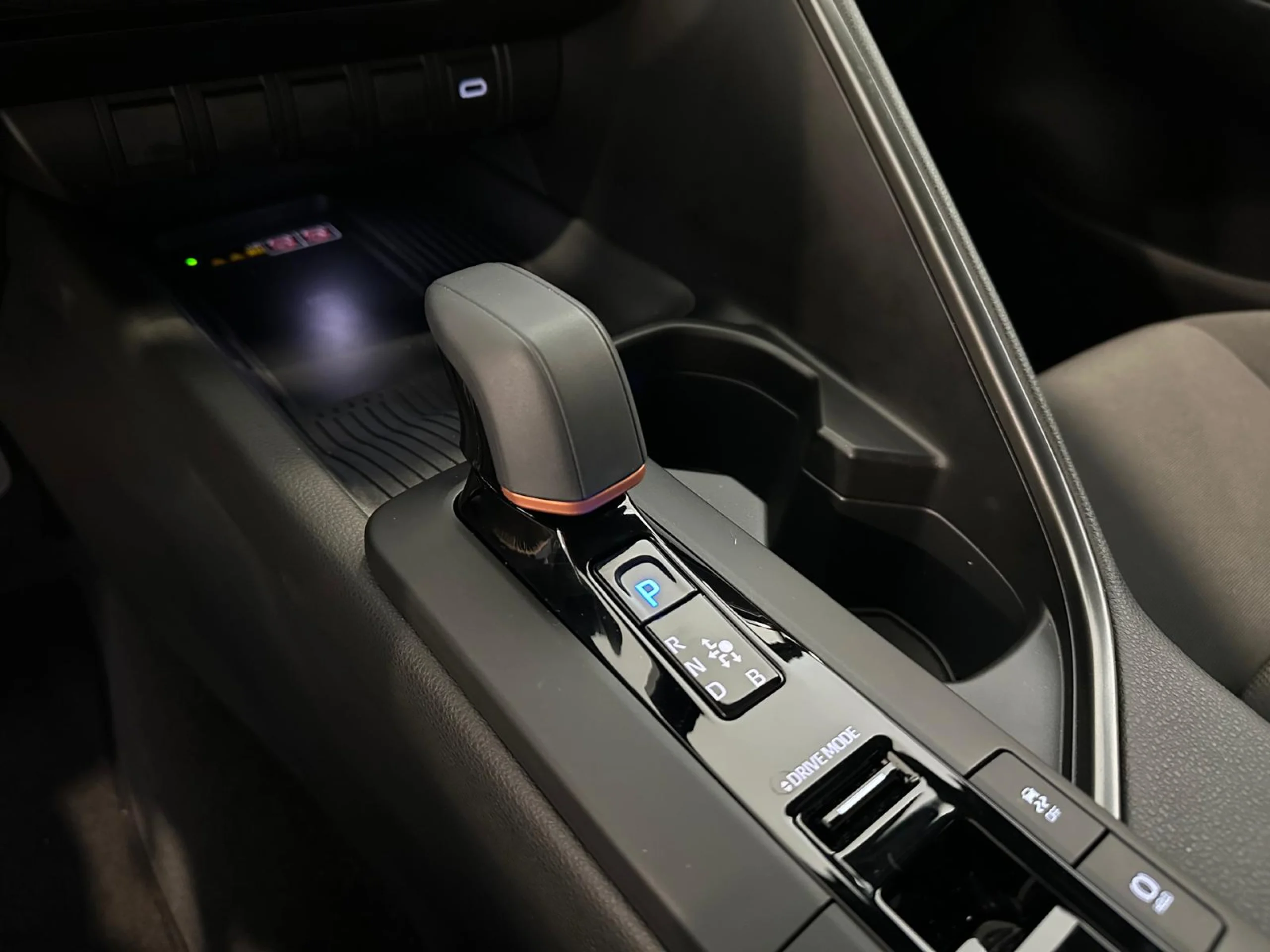 Toyota C-HR 2.0 200H Advance - Foto 14