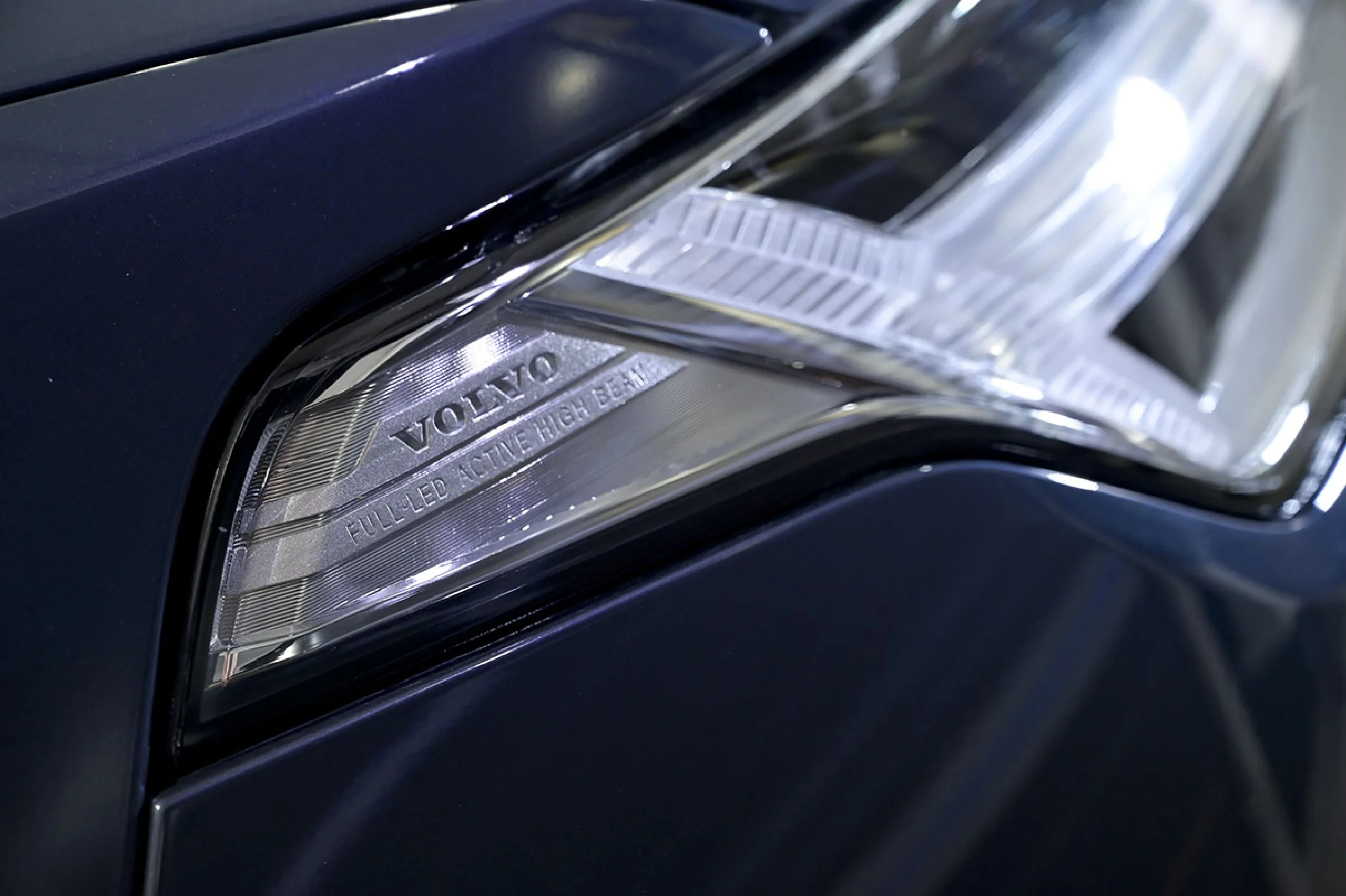 Volvo XC 90 XC90 2.0 B5 D AWD Momentum Pro Auto - Foto 31