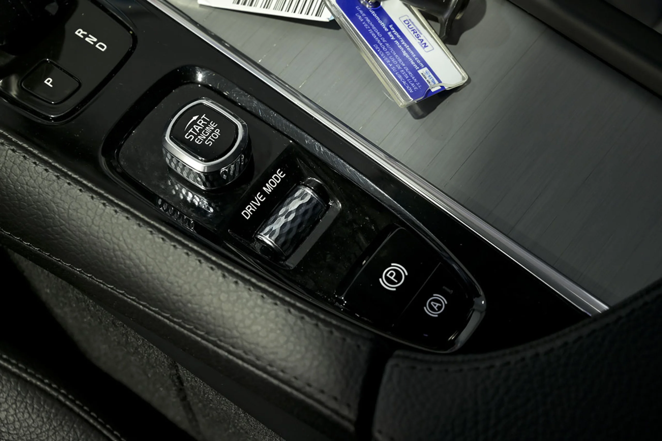 Volvo XC 90 XC90 2.0 B5 D AWD Momentum Pro Auto - Foto 34