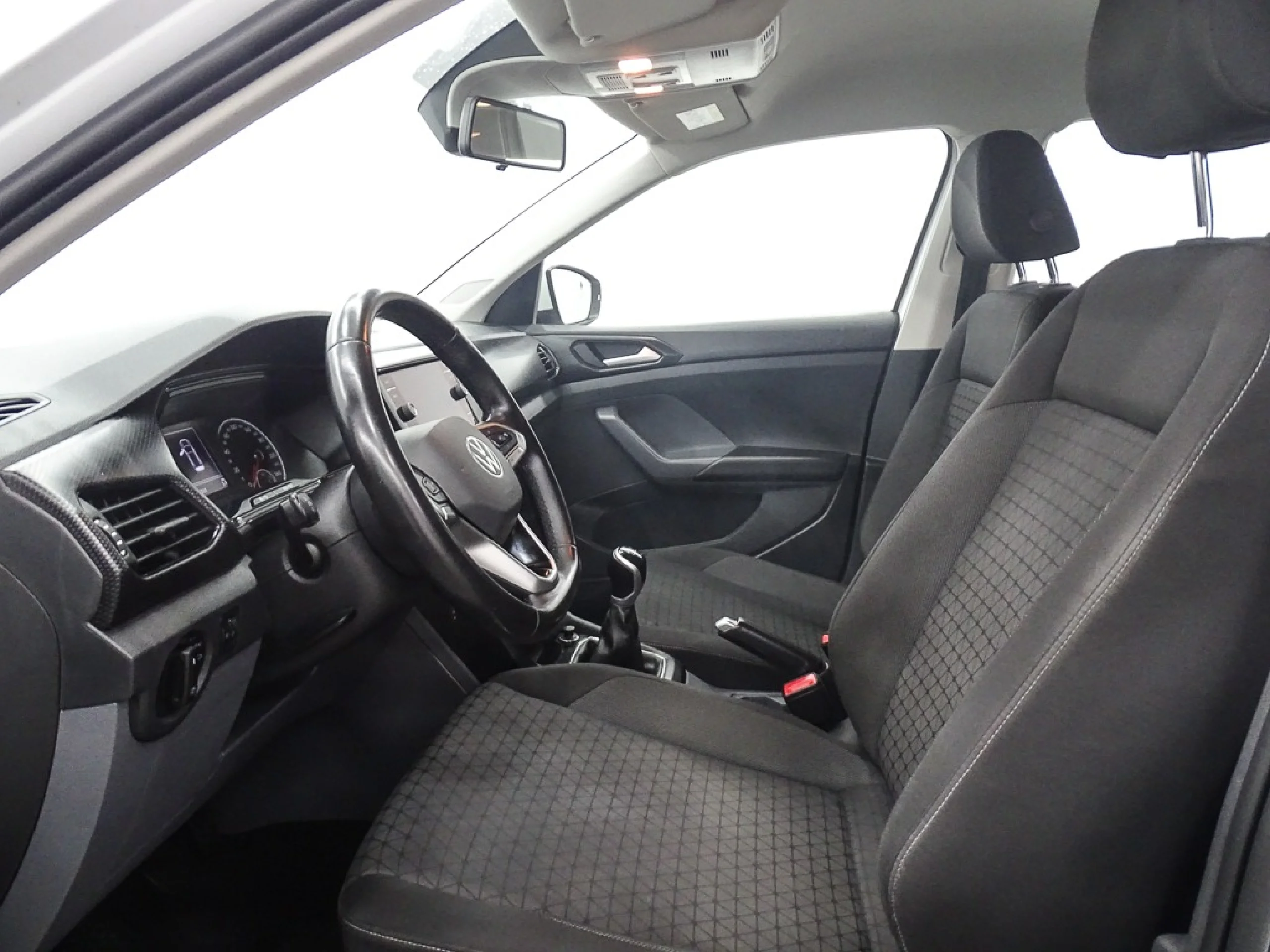 Volkswagen T-CROSS Advance 1.0 TSI 81kW 110CV - Foto 7