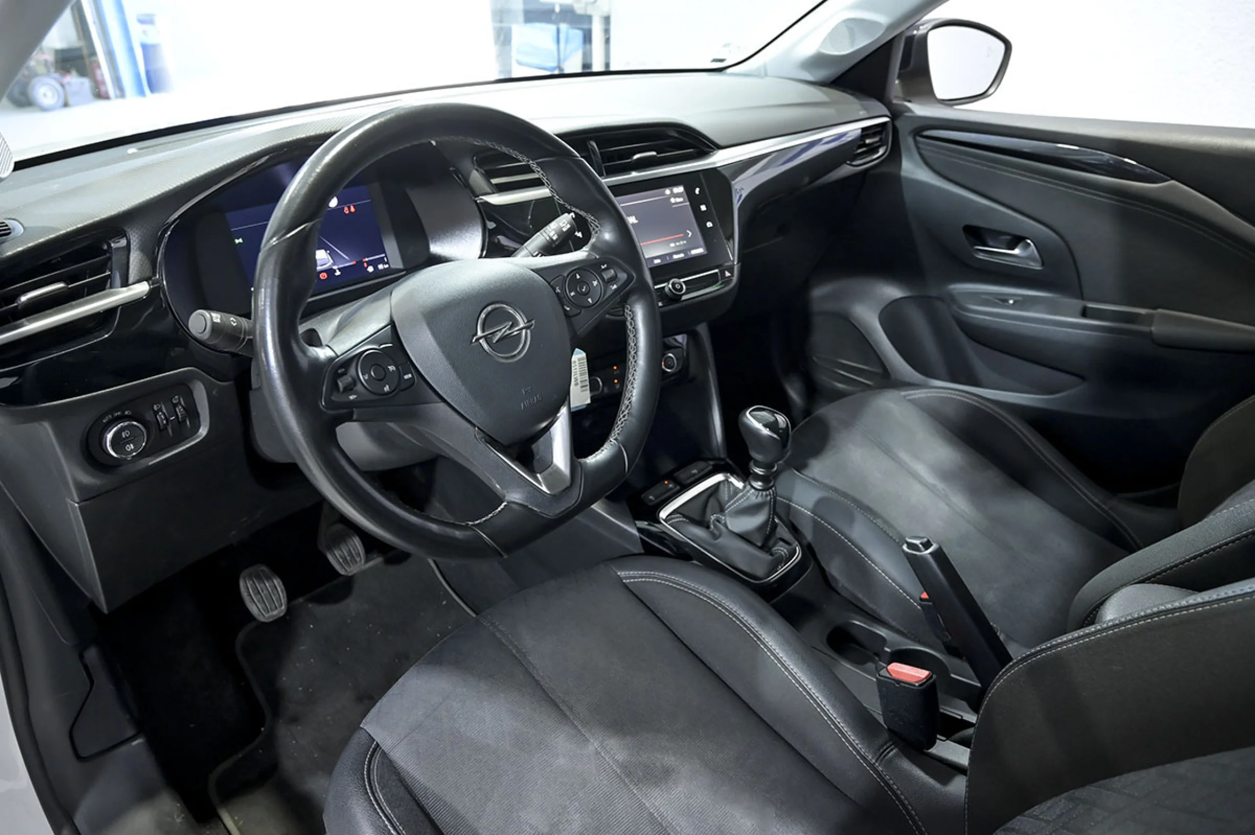 Opel Corsa 1.2T XHL 74kW 100CV Elegance - Foto 6