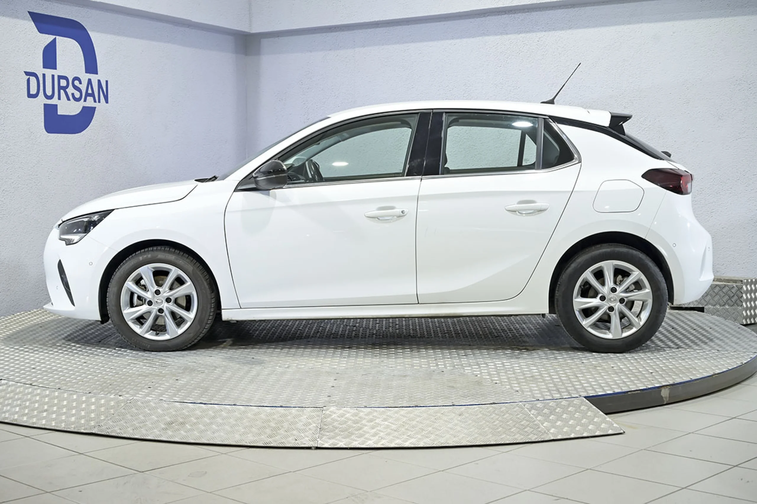 Opel Corsa 1.2T XHL 74kW 100CV Elegance - Foto 19