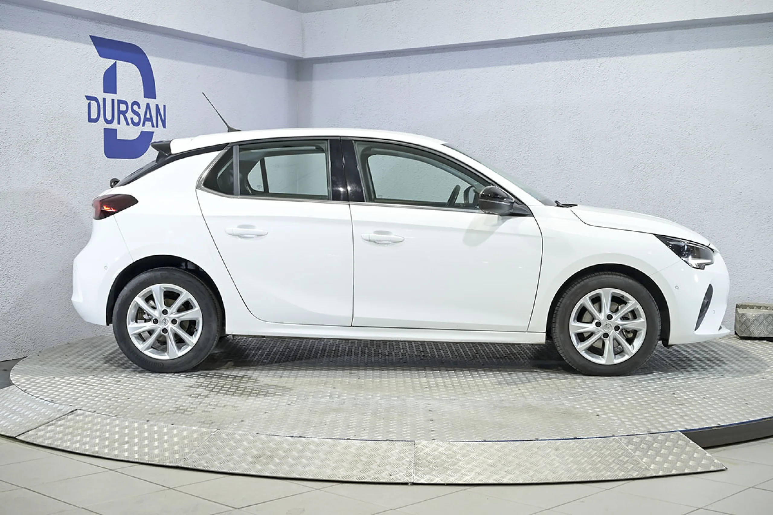 Opel Corsa 1.2T XHL 74kW 100CV Elegance - Foto 20