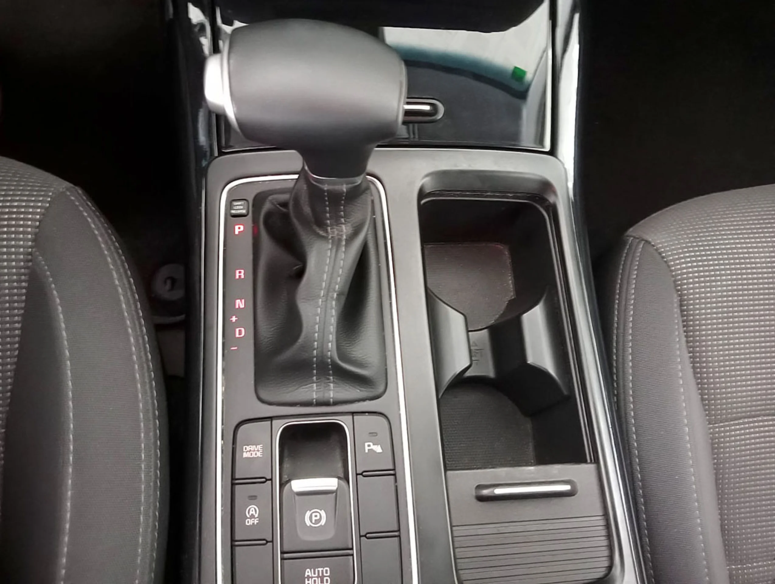 Kia Sorento 2.2 CRDi 147kW 200CV Drive 4x2 - Foto 26