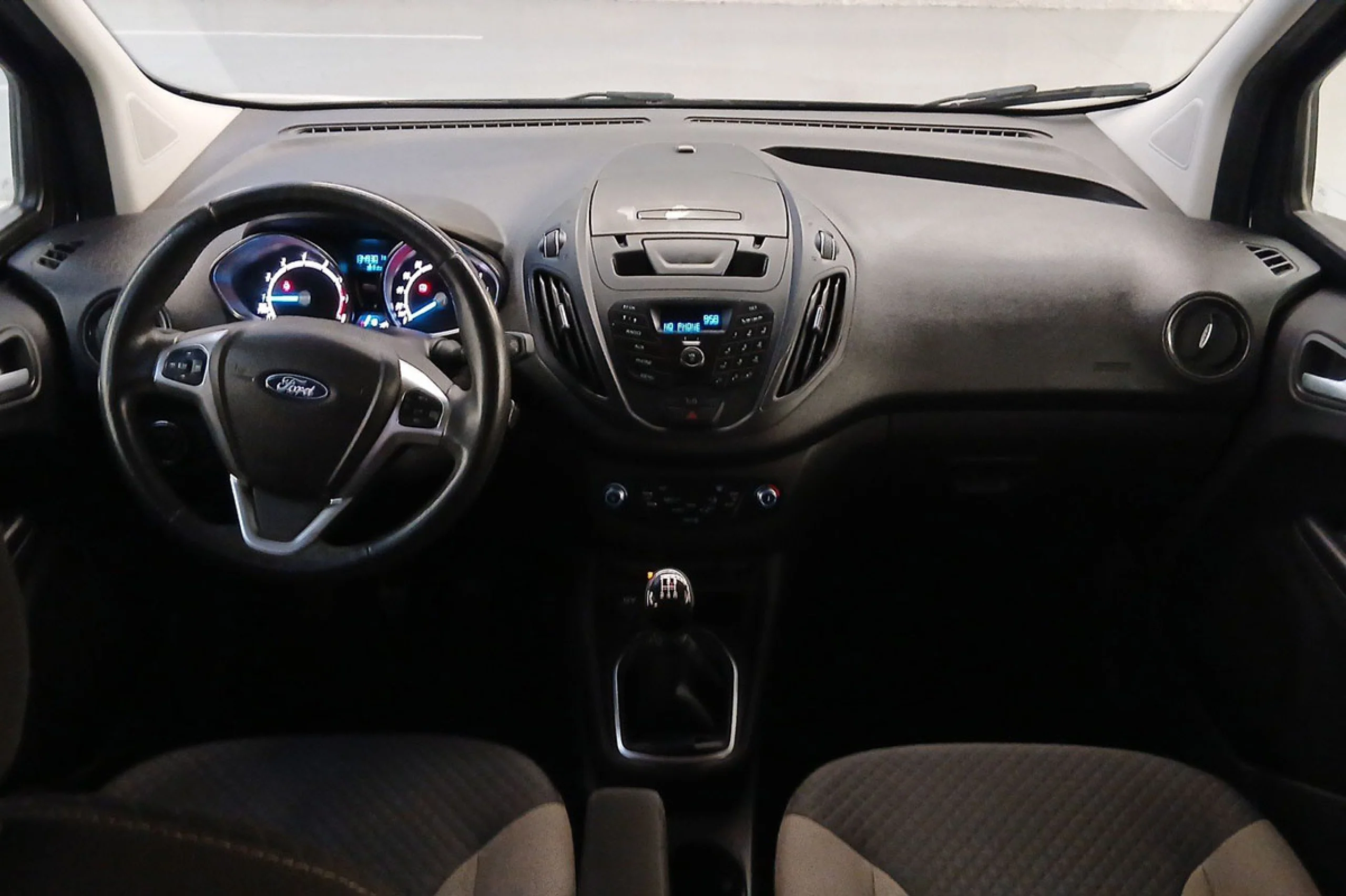 Ford Tourneo Courier 1.0 EcoBoost 100cv Trend - Foto 8