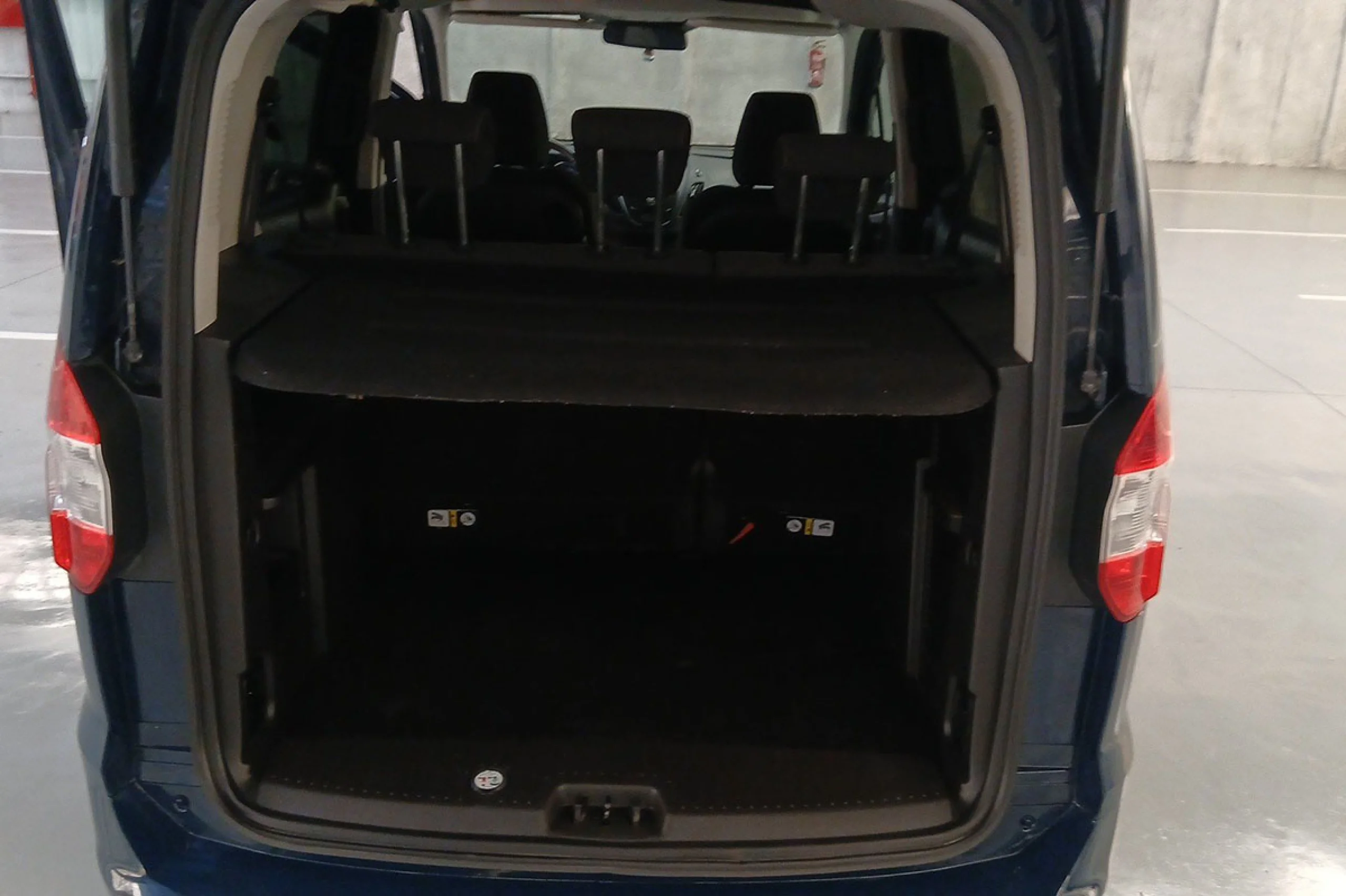 Ford Tourneo Courier 1.0 EcoBoost 100cv Trend - Foto 12