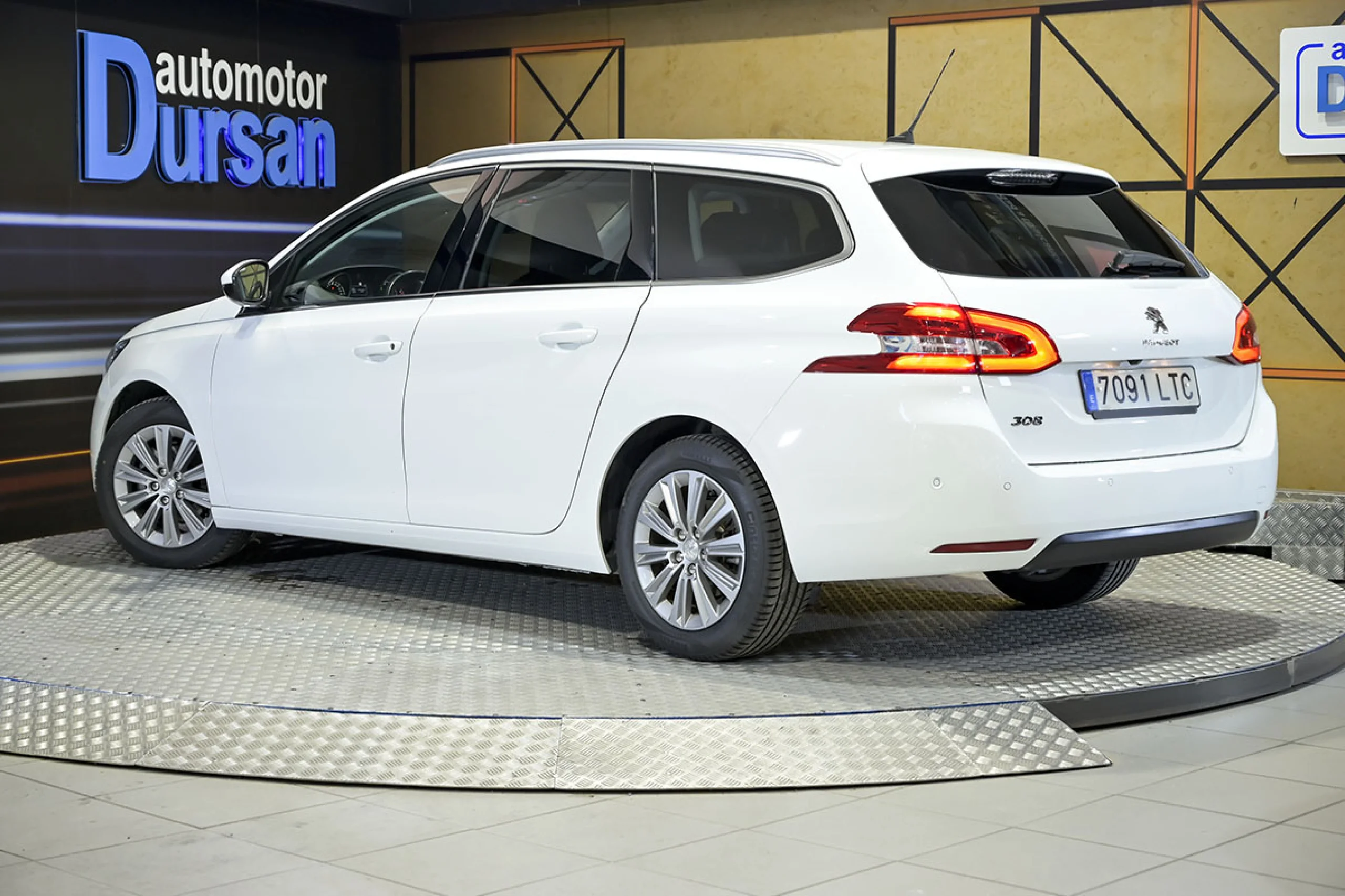 Peugeot 308 SW Allure Pack BlueHDI 130 SS - Foto 4