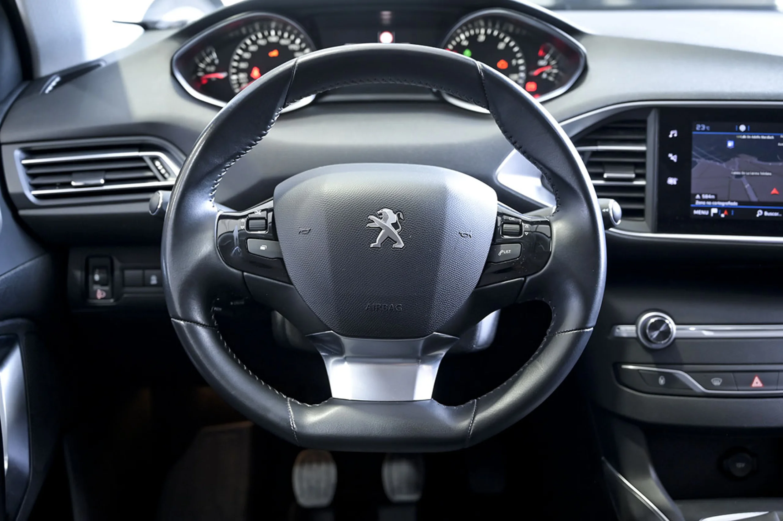 Peugeot 308 SW Allure Pack BlueHDI 130 SS - Foto 23