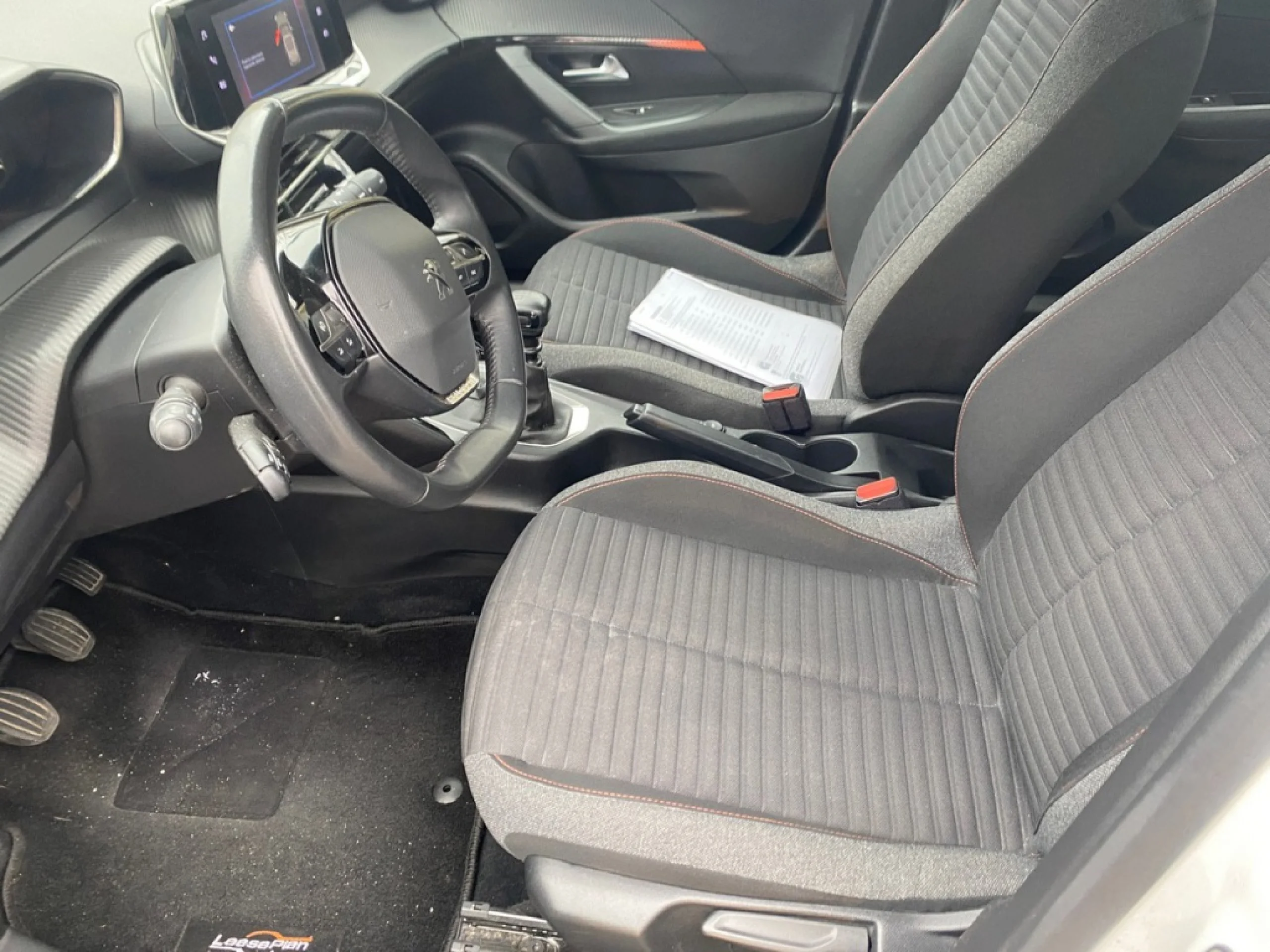 Peugeot 2008 Active BlueHDI 81kW (110CV) - Foto 7