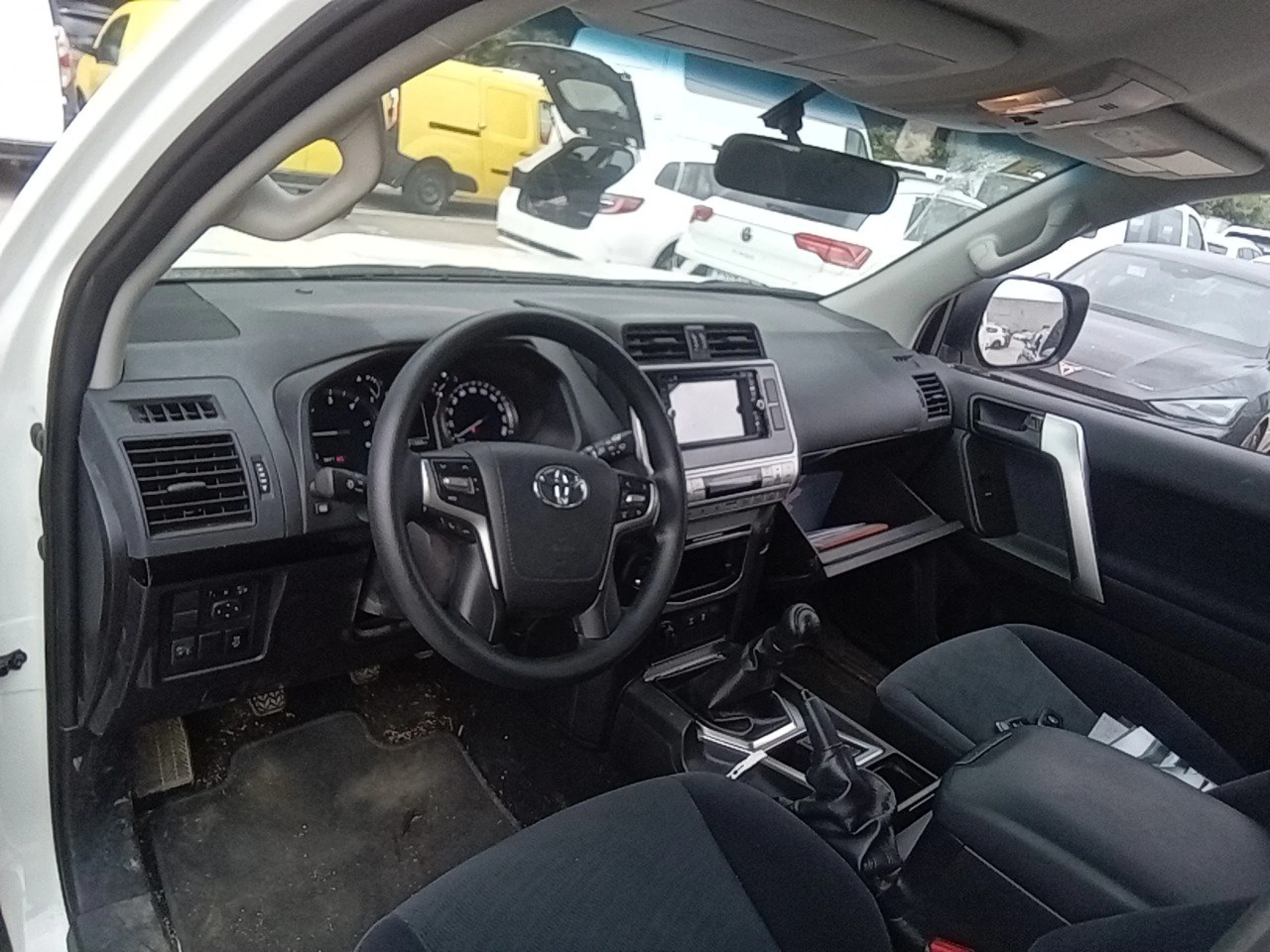 Toyota Land Cruiser LANDCRUISER 2.8 D-4D GX - Foto 7