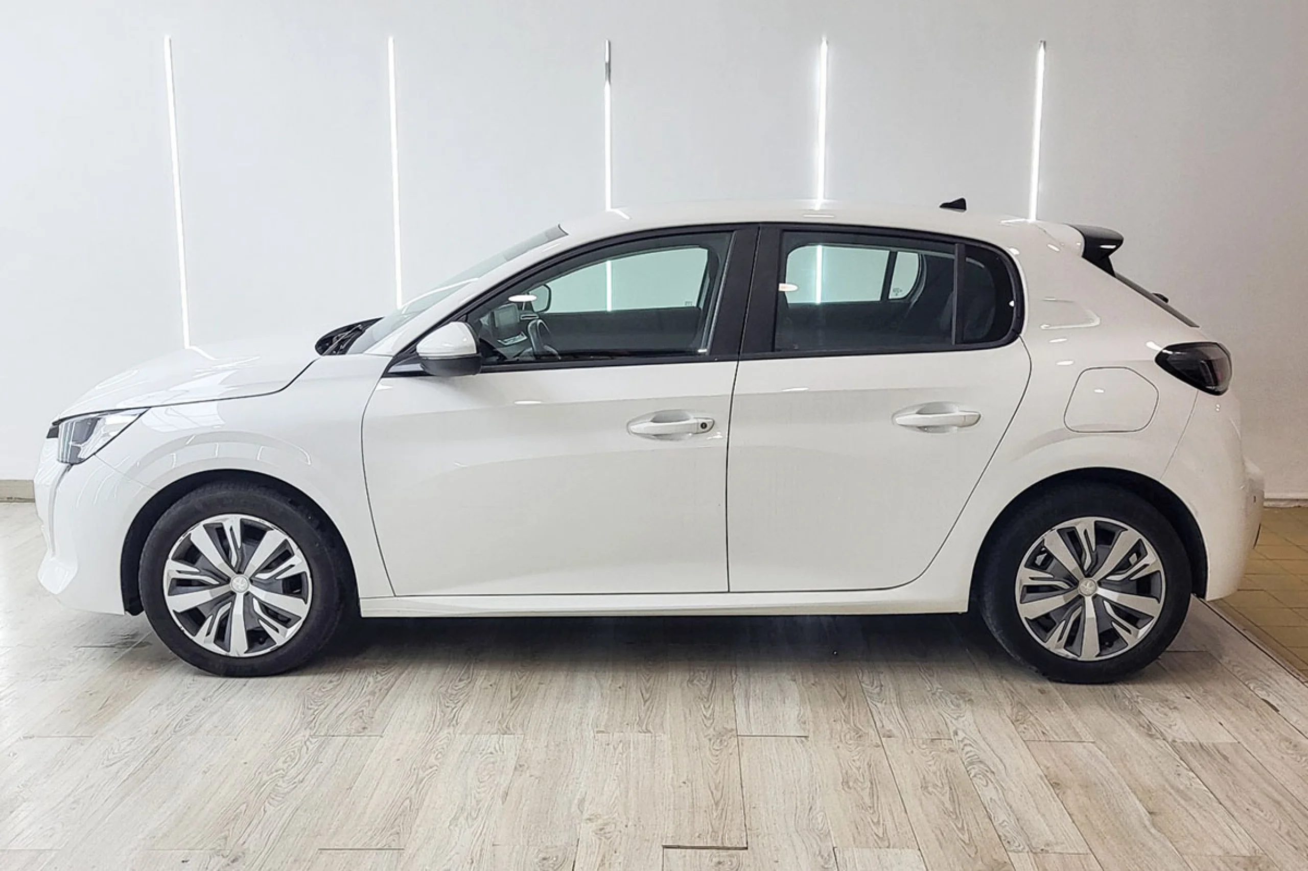 Peugeot 208 PureTech 73kW 100CV Active - Foto 13