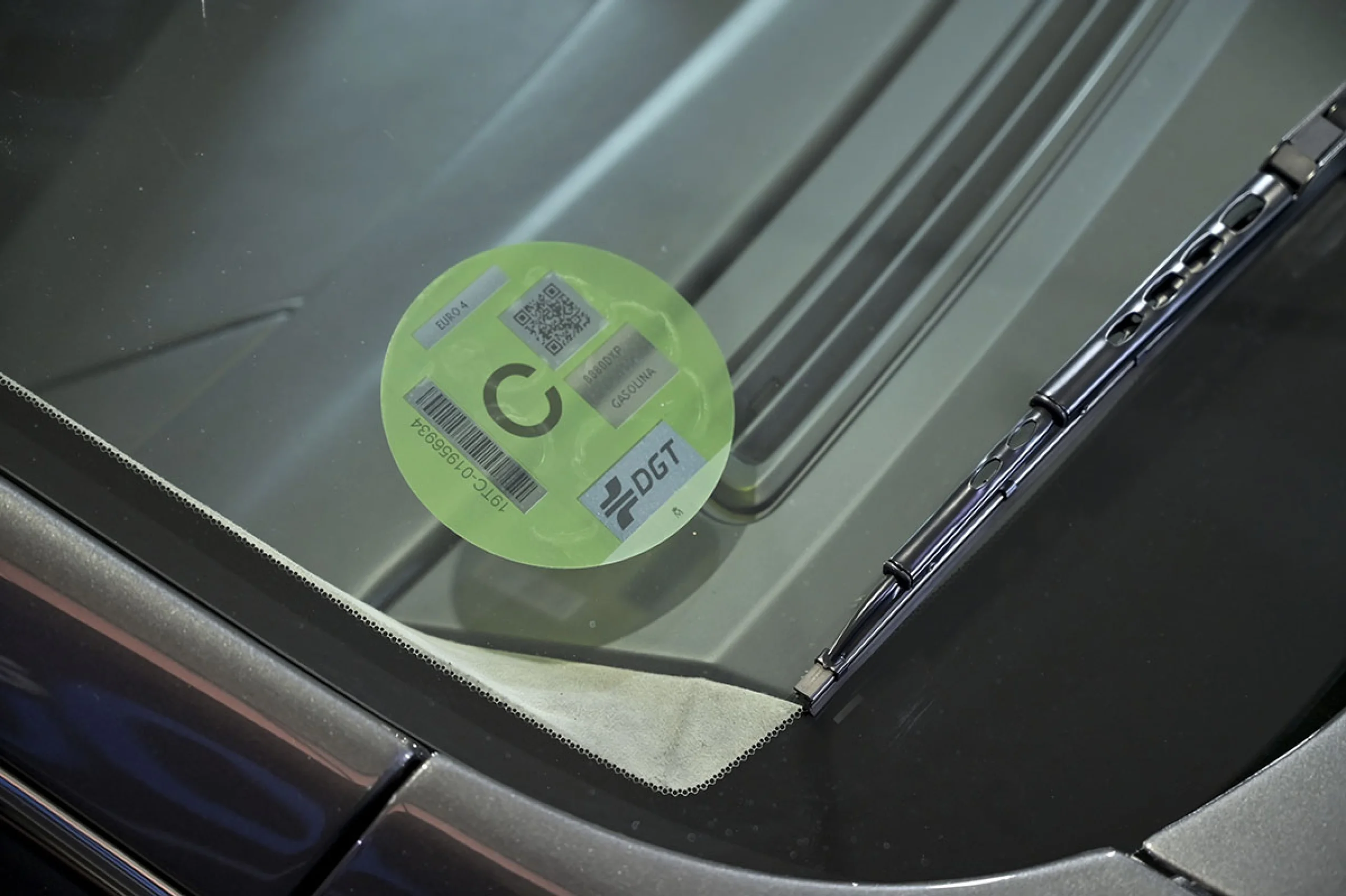 Aston Martin DB9 5.9 Coupe Touchtronic - Foto 11