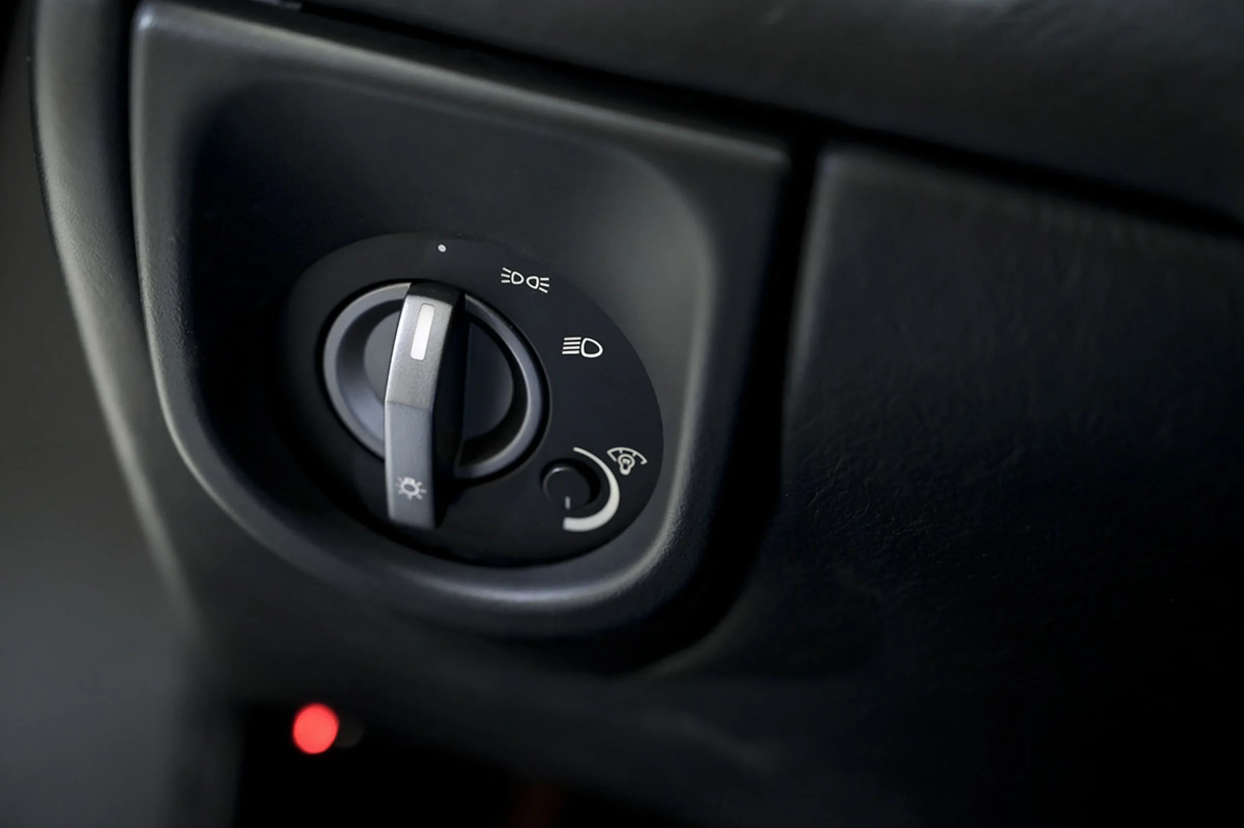 Aston Martin DB9 5.9 Coupe Touchtronic - Foto 25