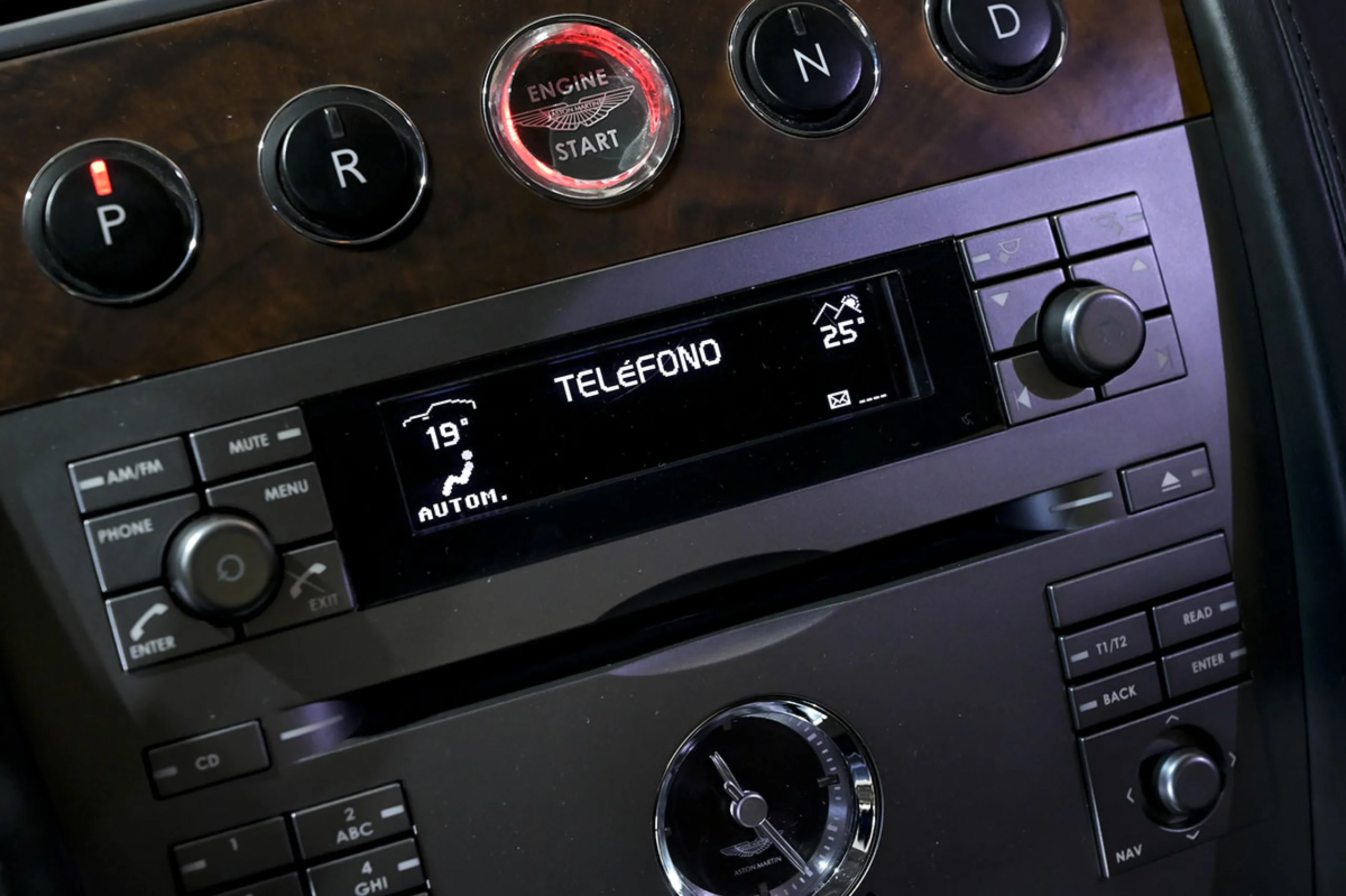 Aston Martin DB9 5.9 Coupe Touchtronic - Foto 34