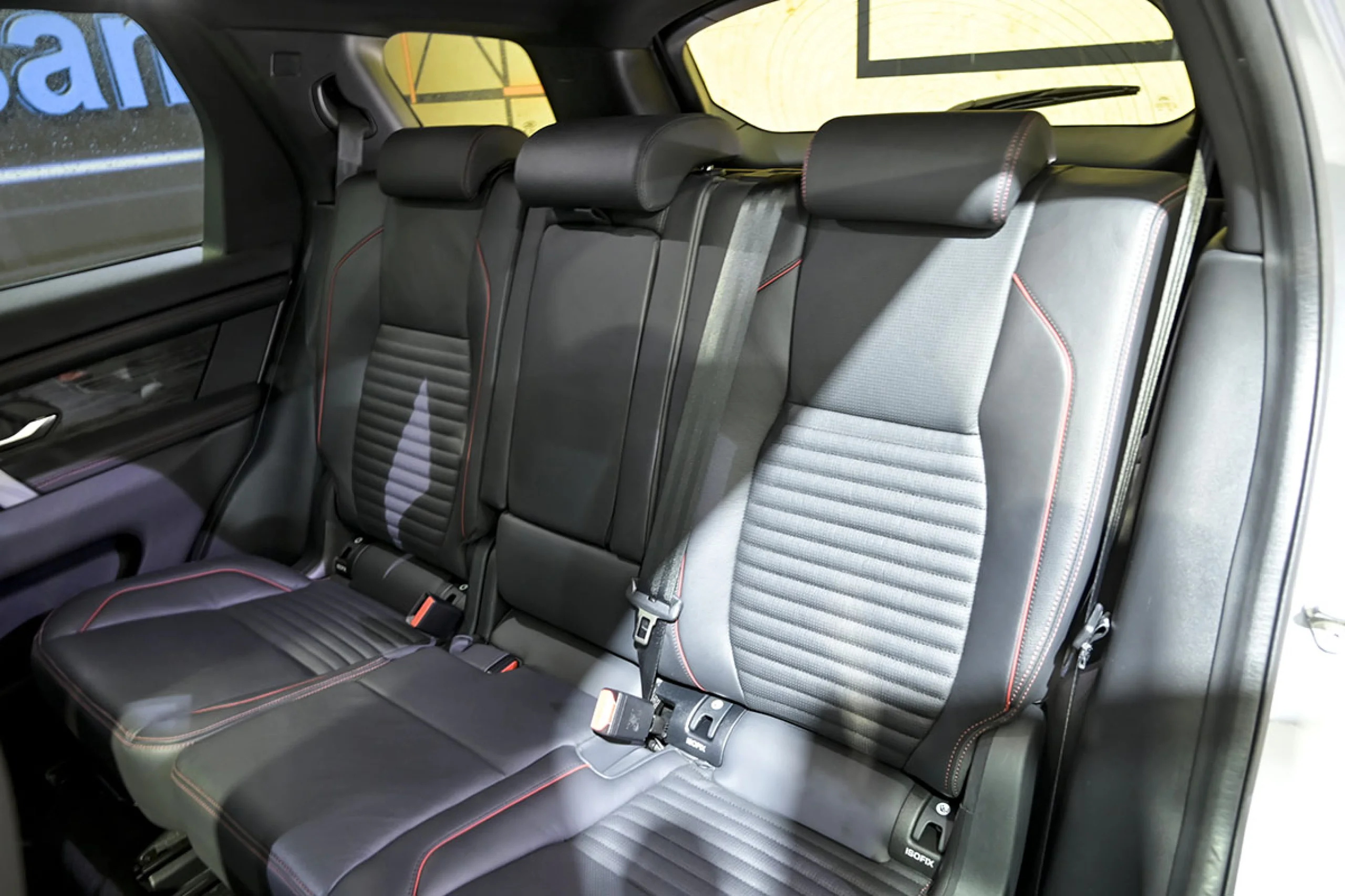 Land Rover Discovery Sport 1.5 I3 PHEV 309PS AWD Auto RDynamic SE - Foto 11