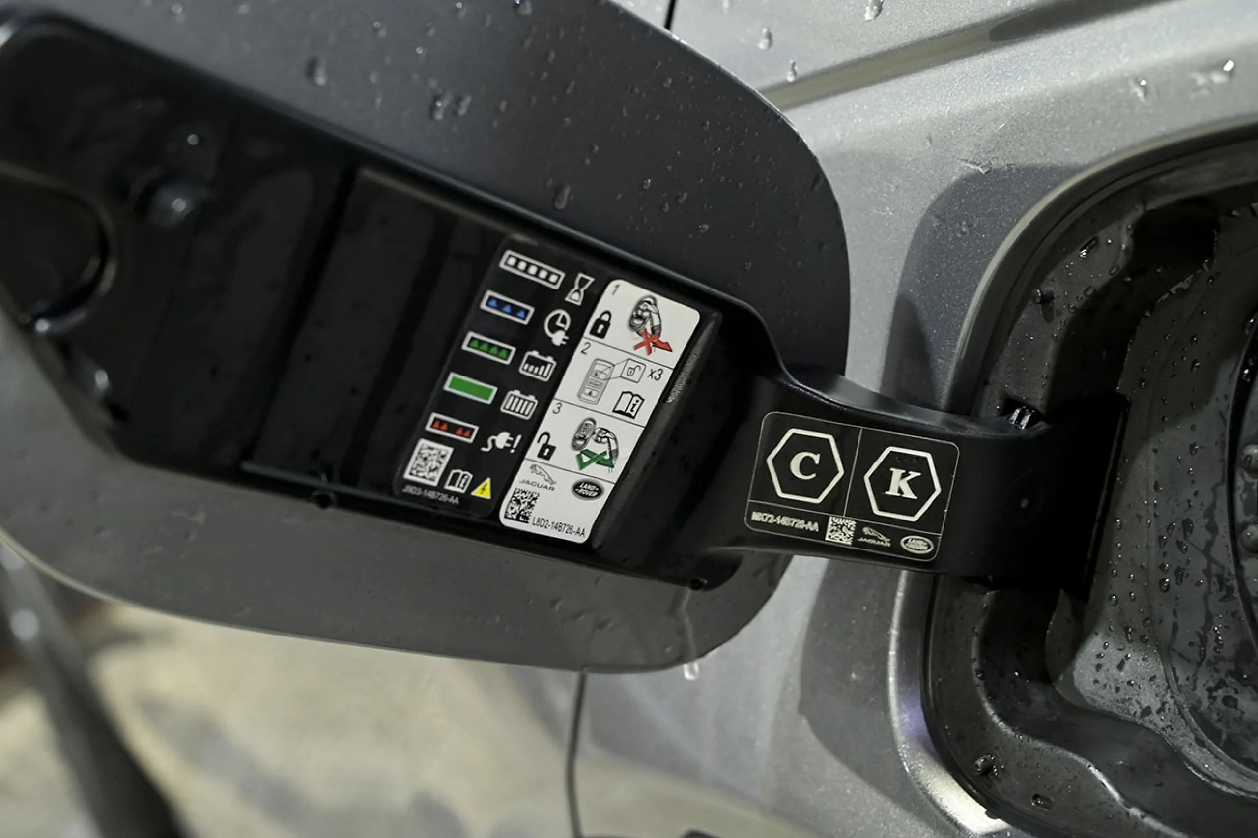 Land Rover Discovery Sport 1.5 I3 PHEV 309PS AWD Auto RDynamic SE - Foto 15